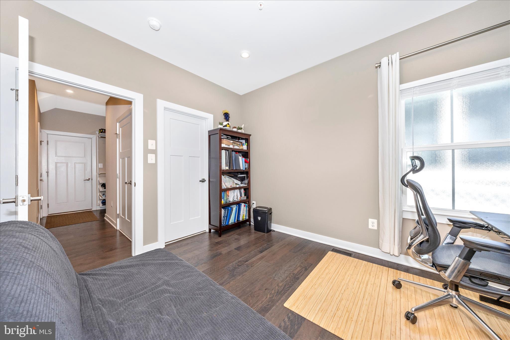 LANDSDALE - Residential