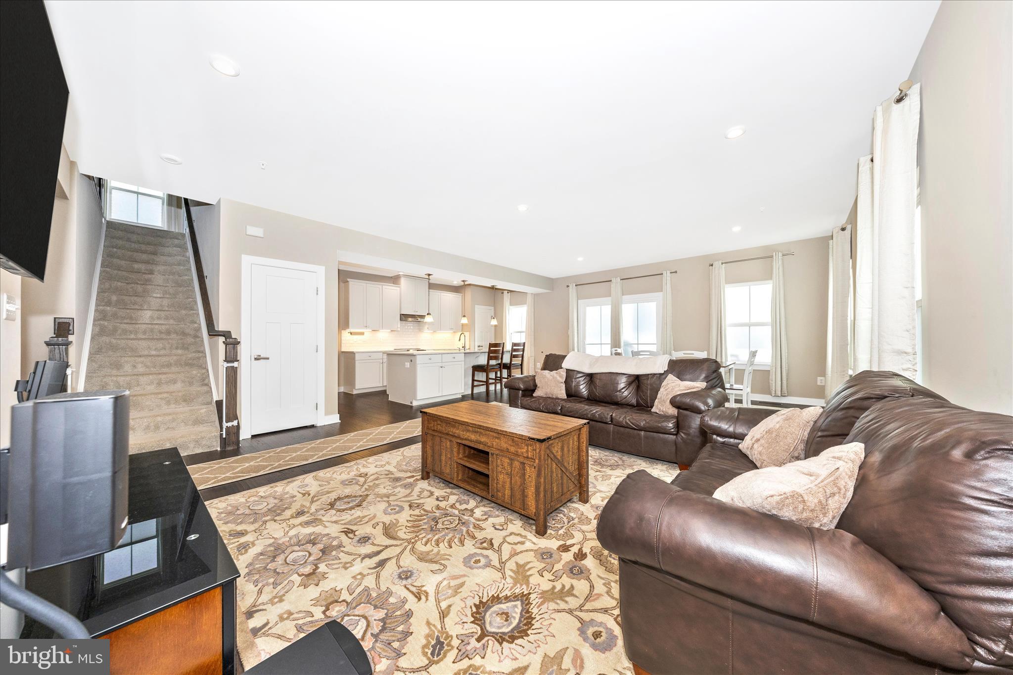 LANDSDALE - Residential