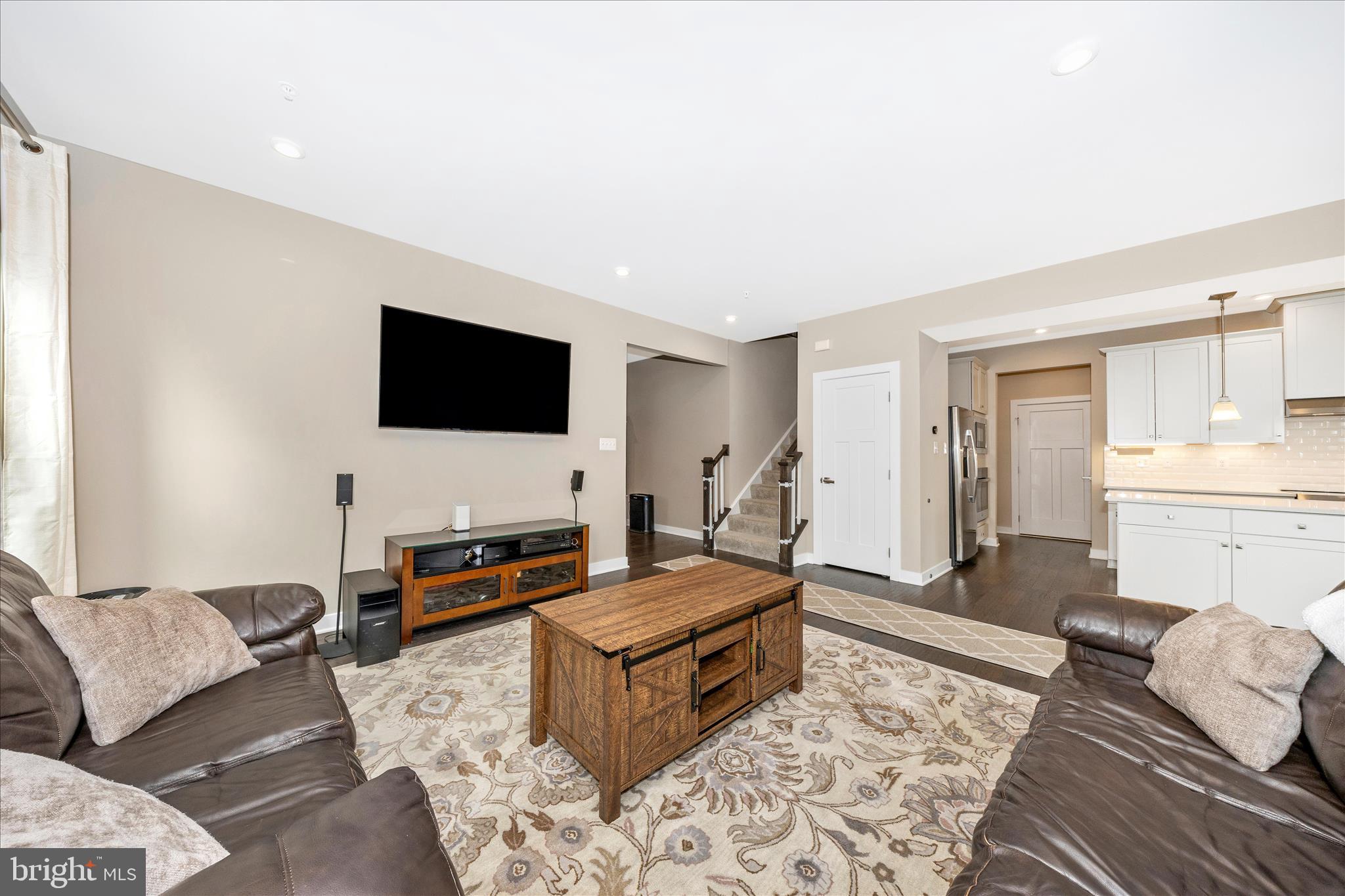 LANDSDALE - Residential