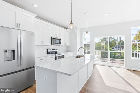 205 MONTEITH DRIVE WINCHESTER VA 22601