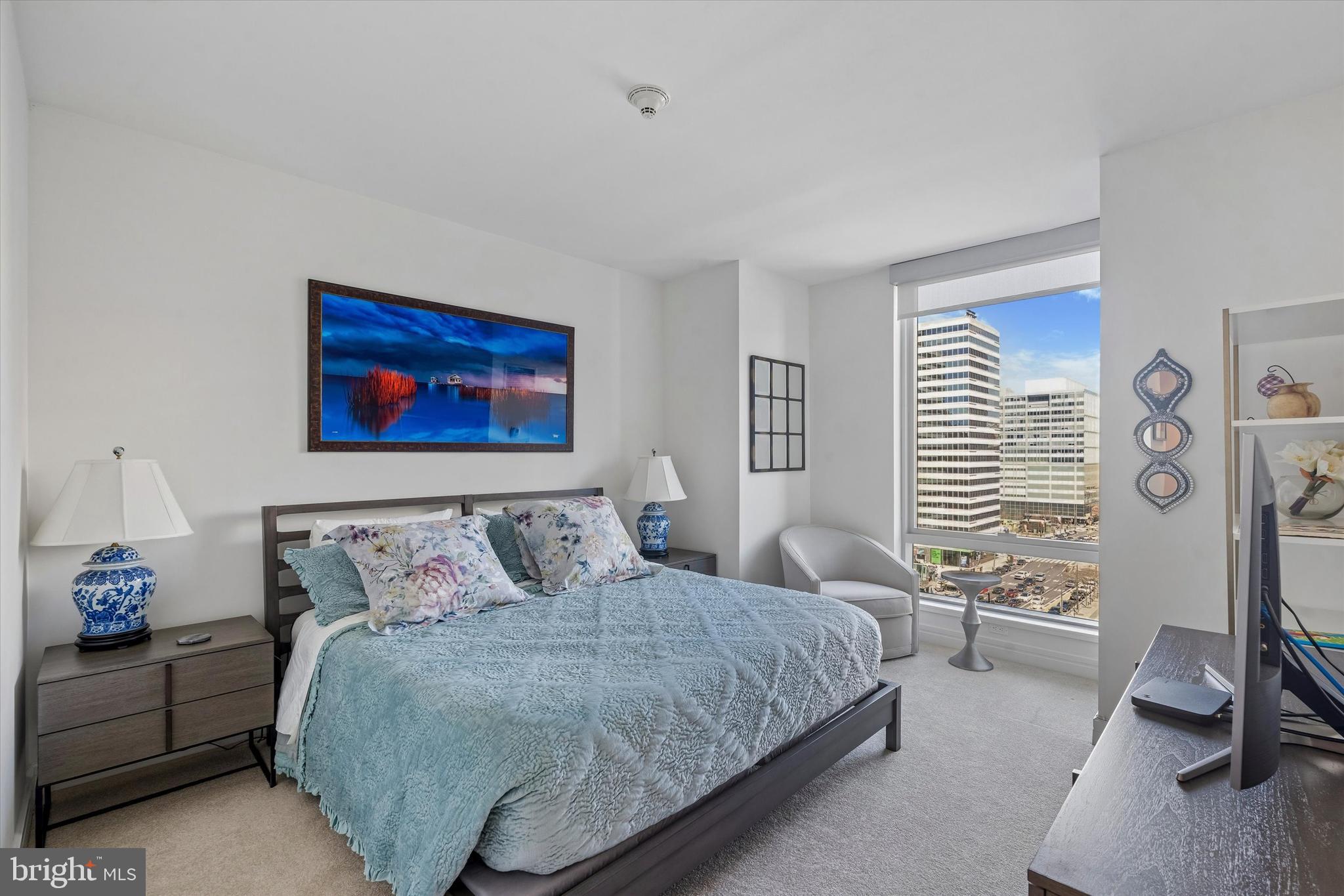 CENTER CITY - Residential