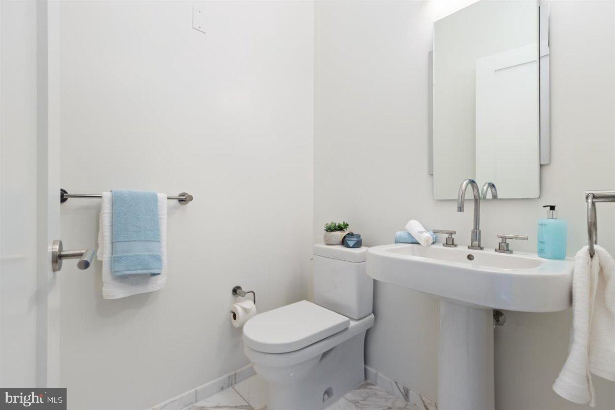 CENTER CITY - Residential