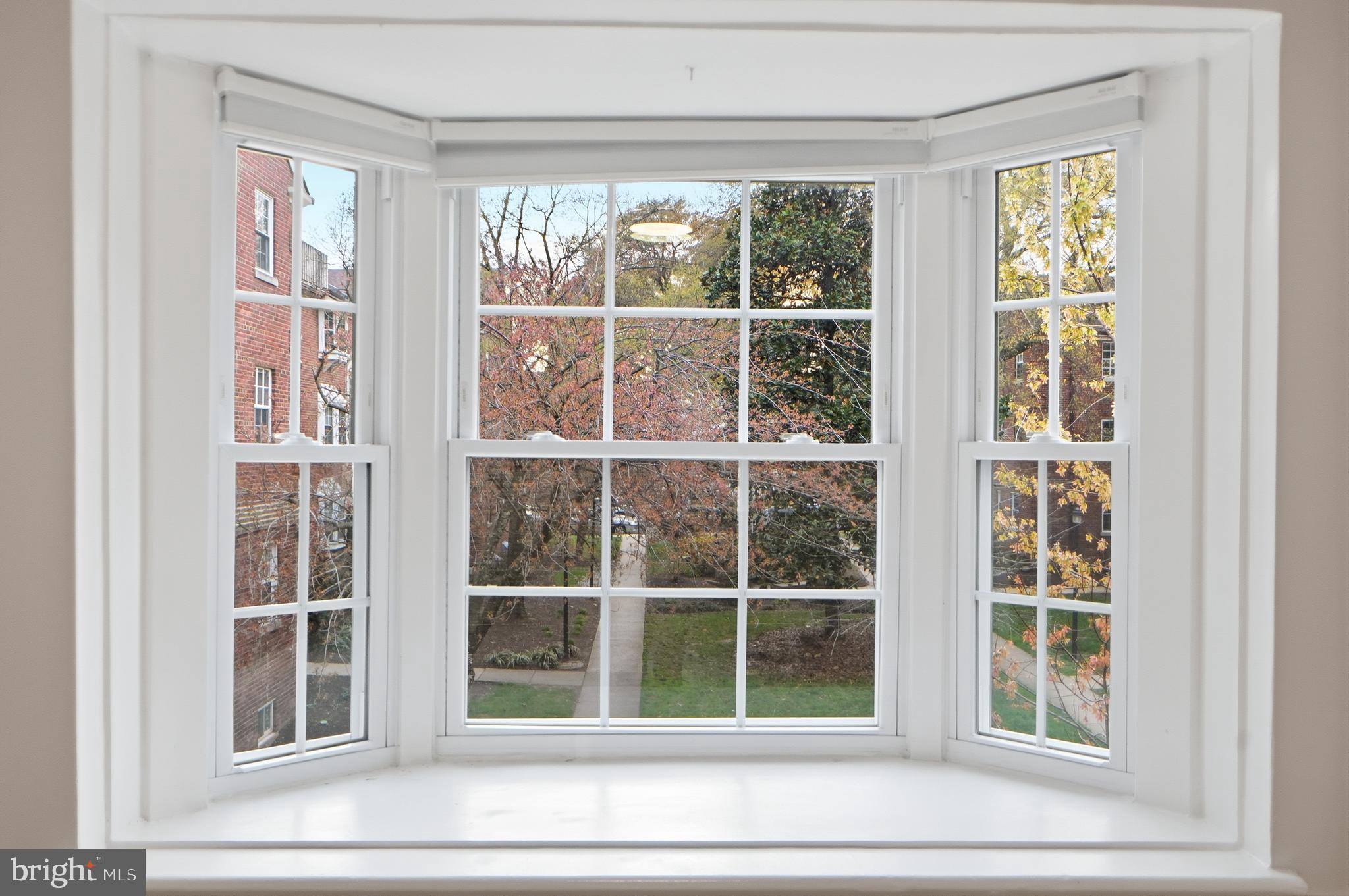 PALISADE GARDENS - Residential