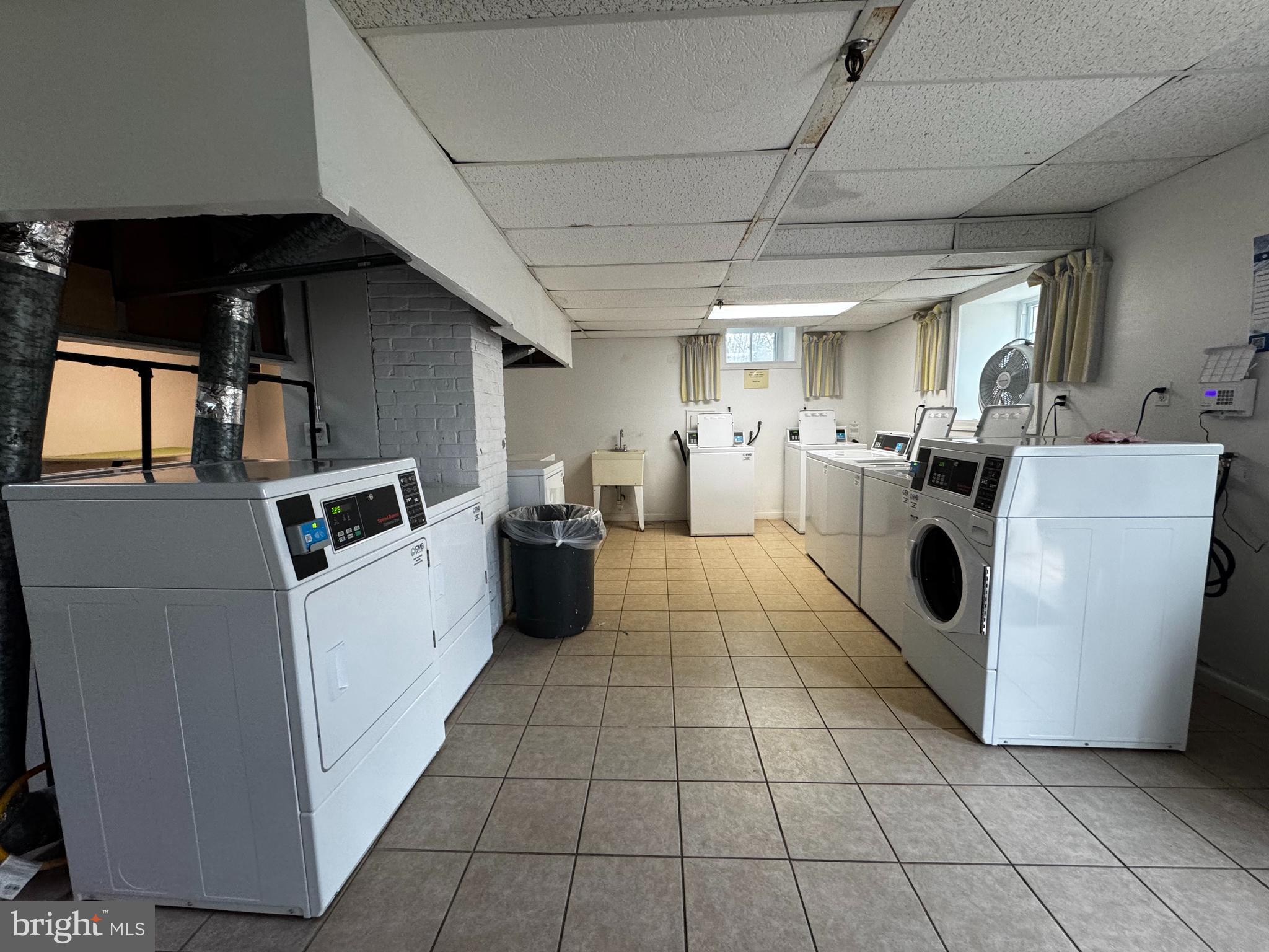 PALISADE GARDENS - Residential