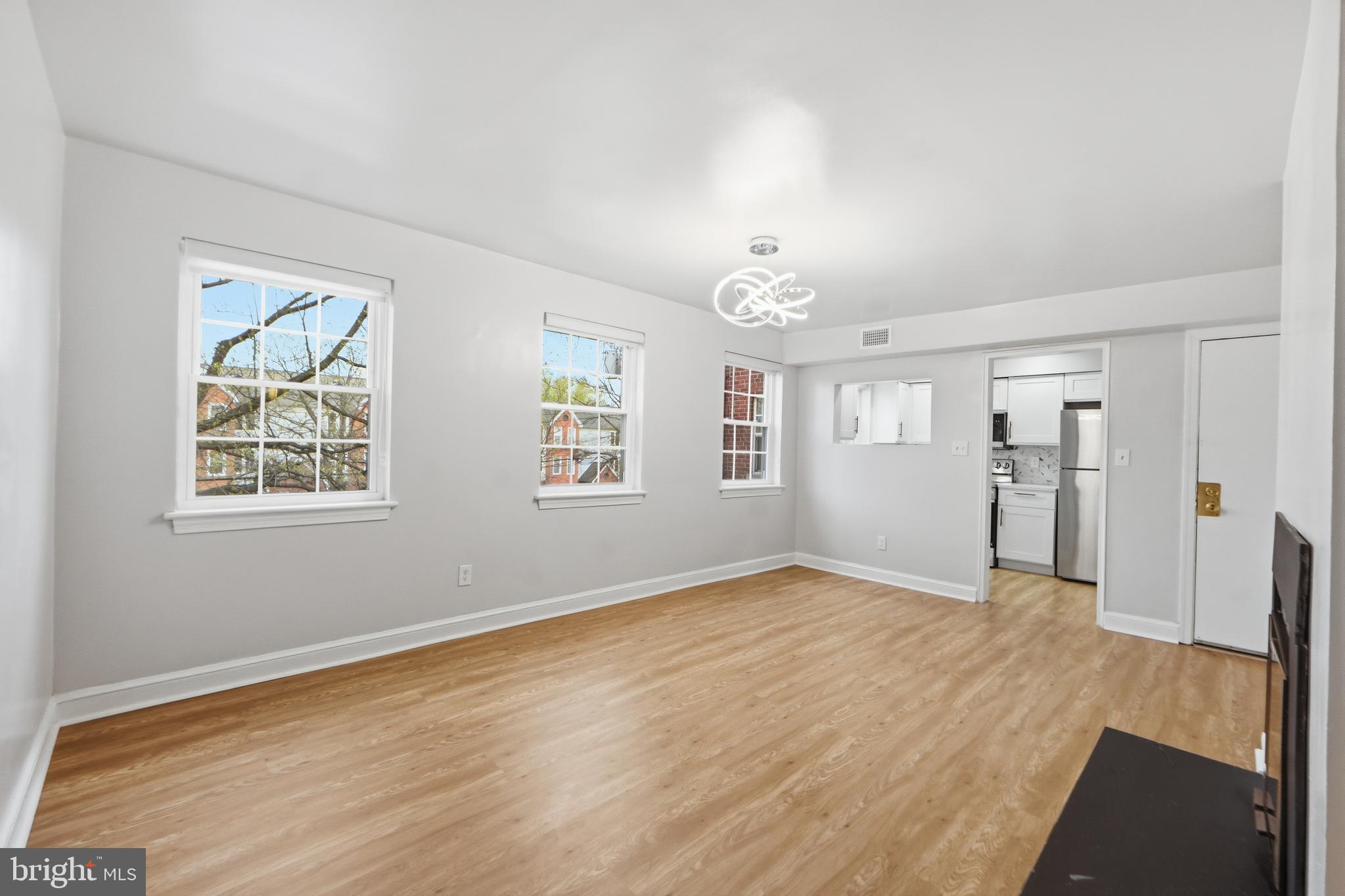 PALISADE GARDENS - Residential