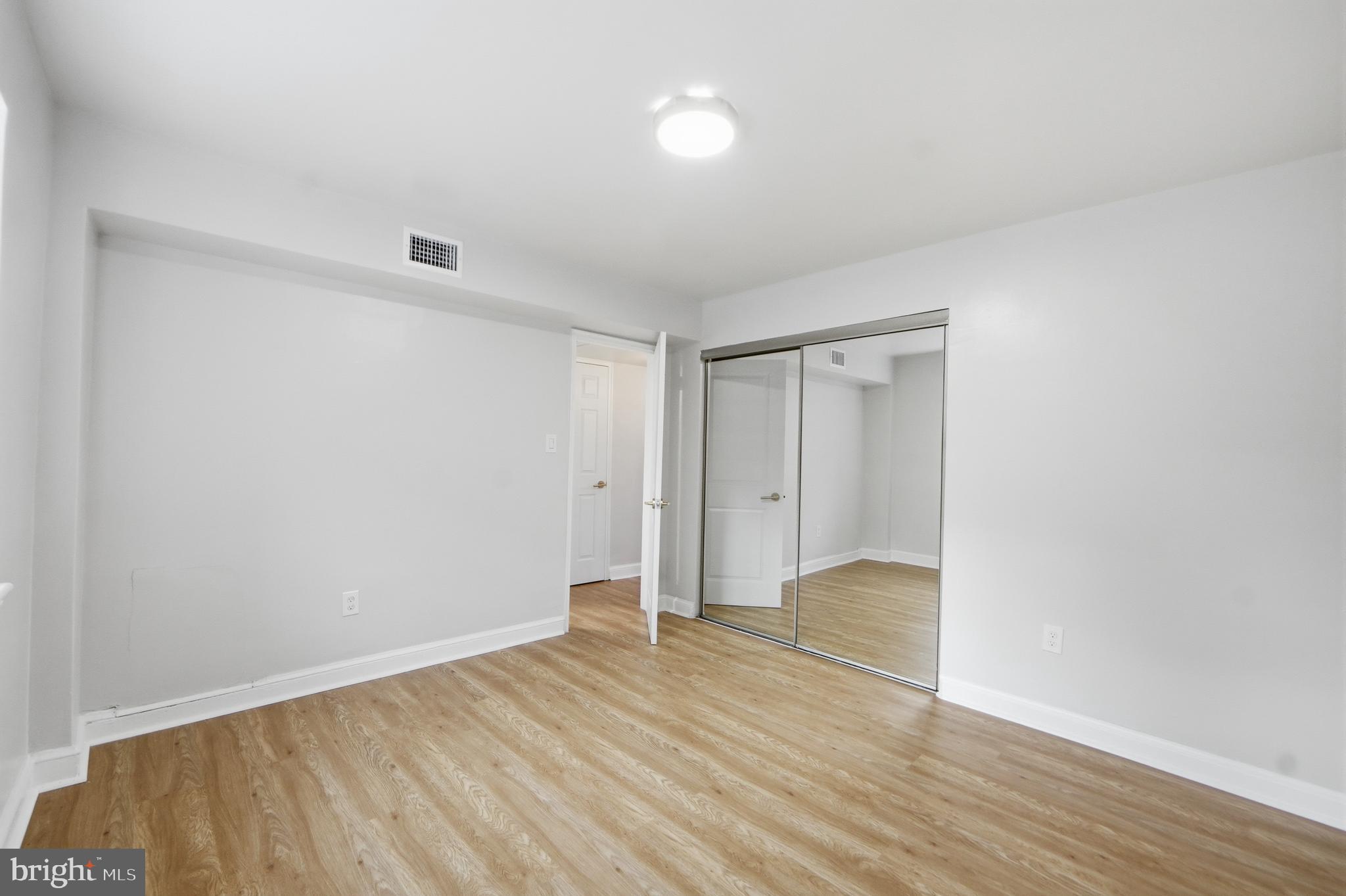 PALISADE GARDENS - Residential