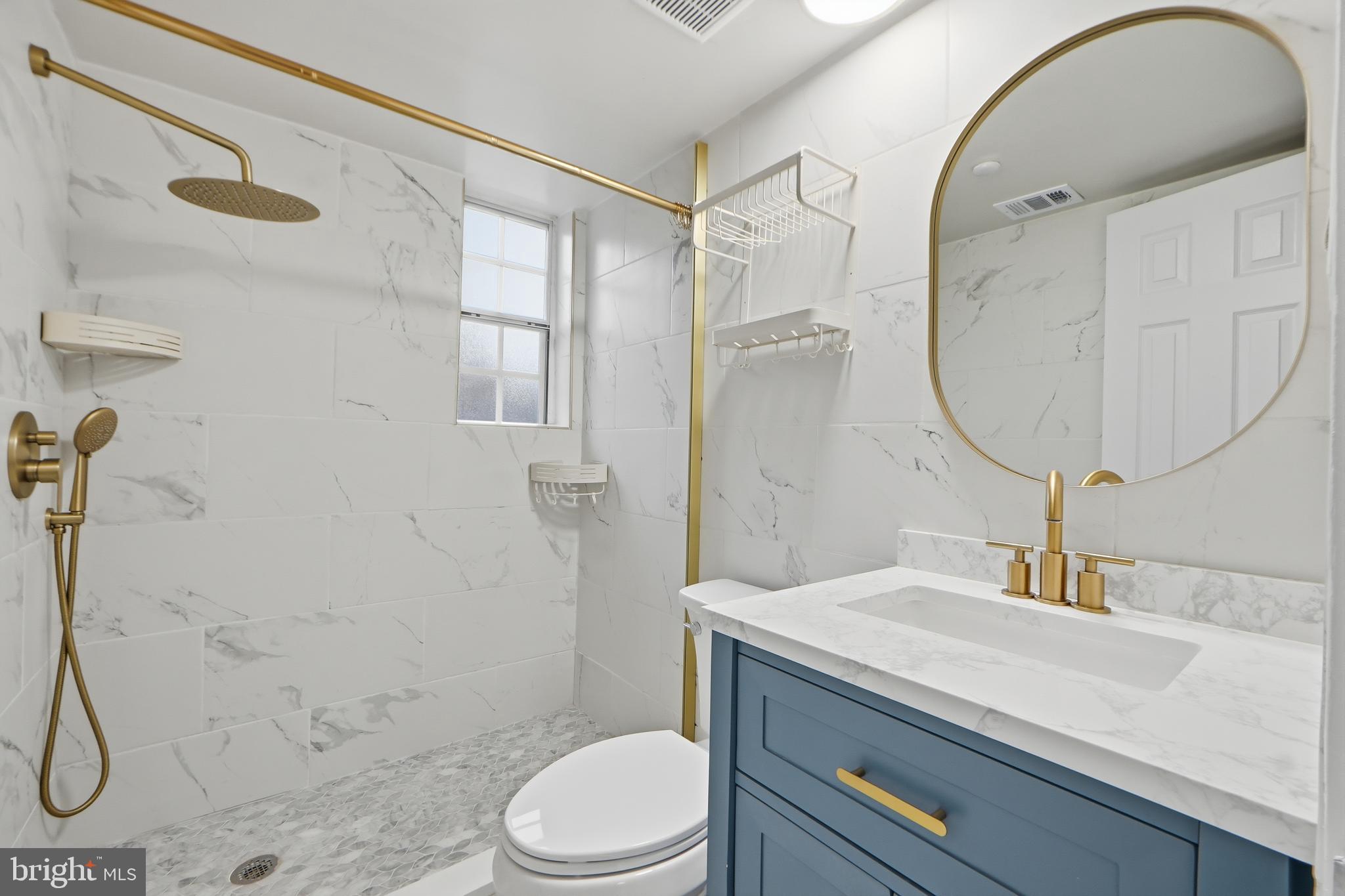 PALISADE GARDENS - Residential