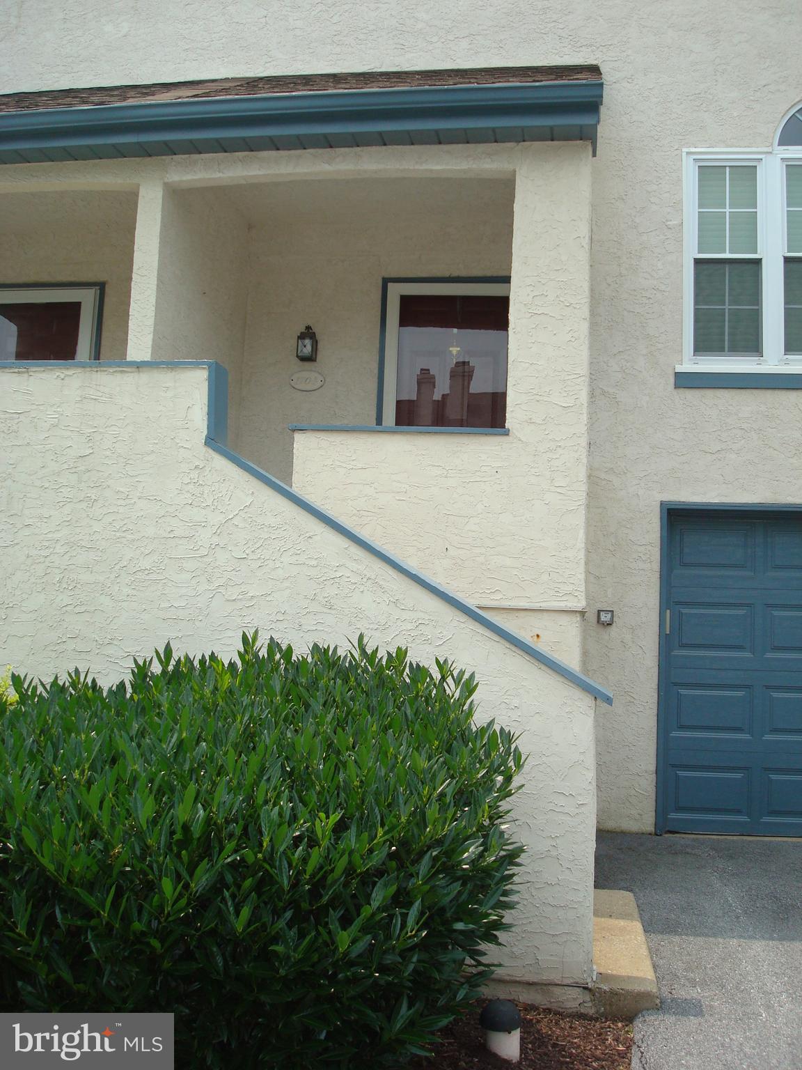 1704 STONEHAM DRIVE