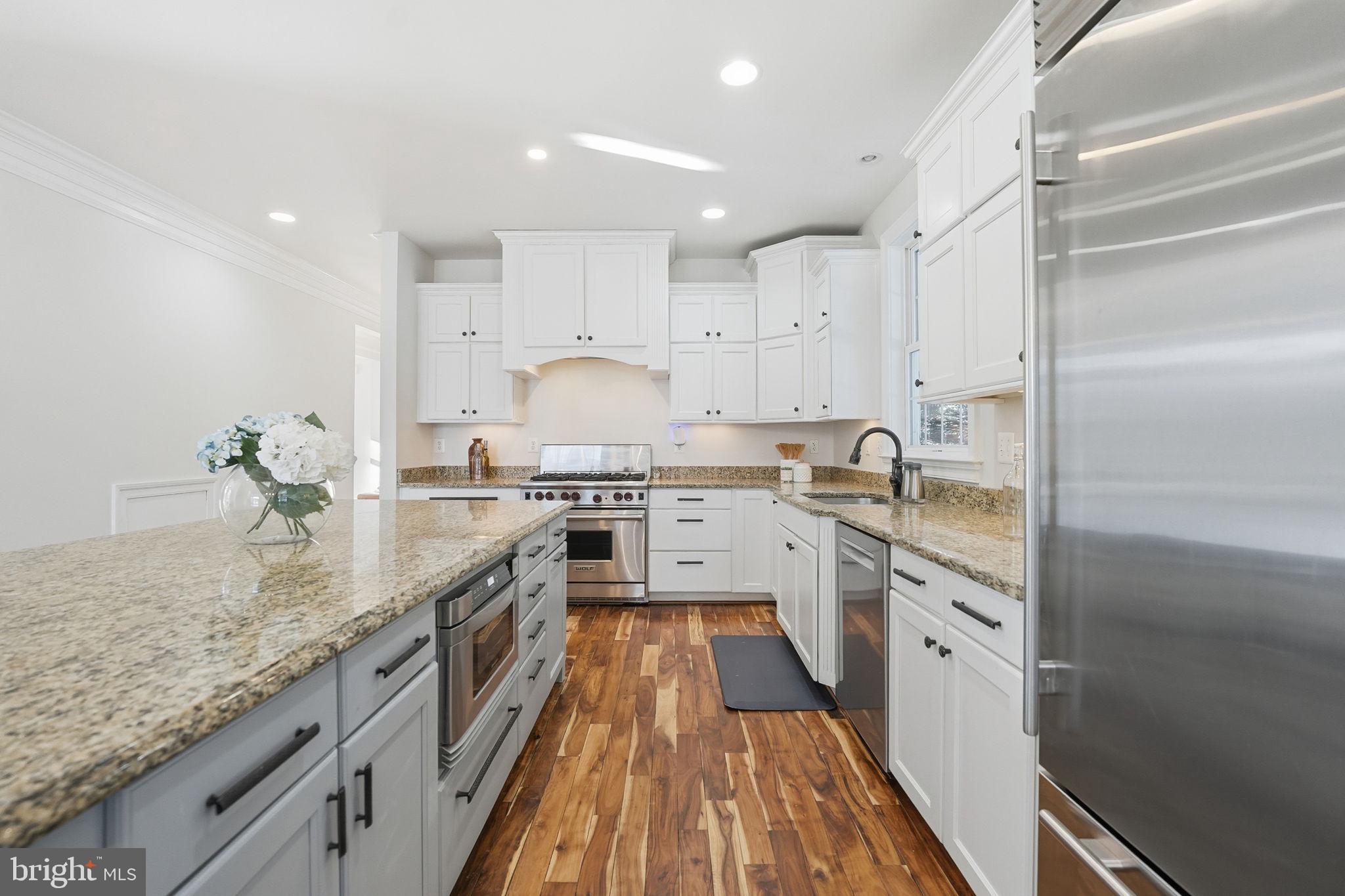 GRAYS OAKTON - Residential