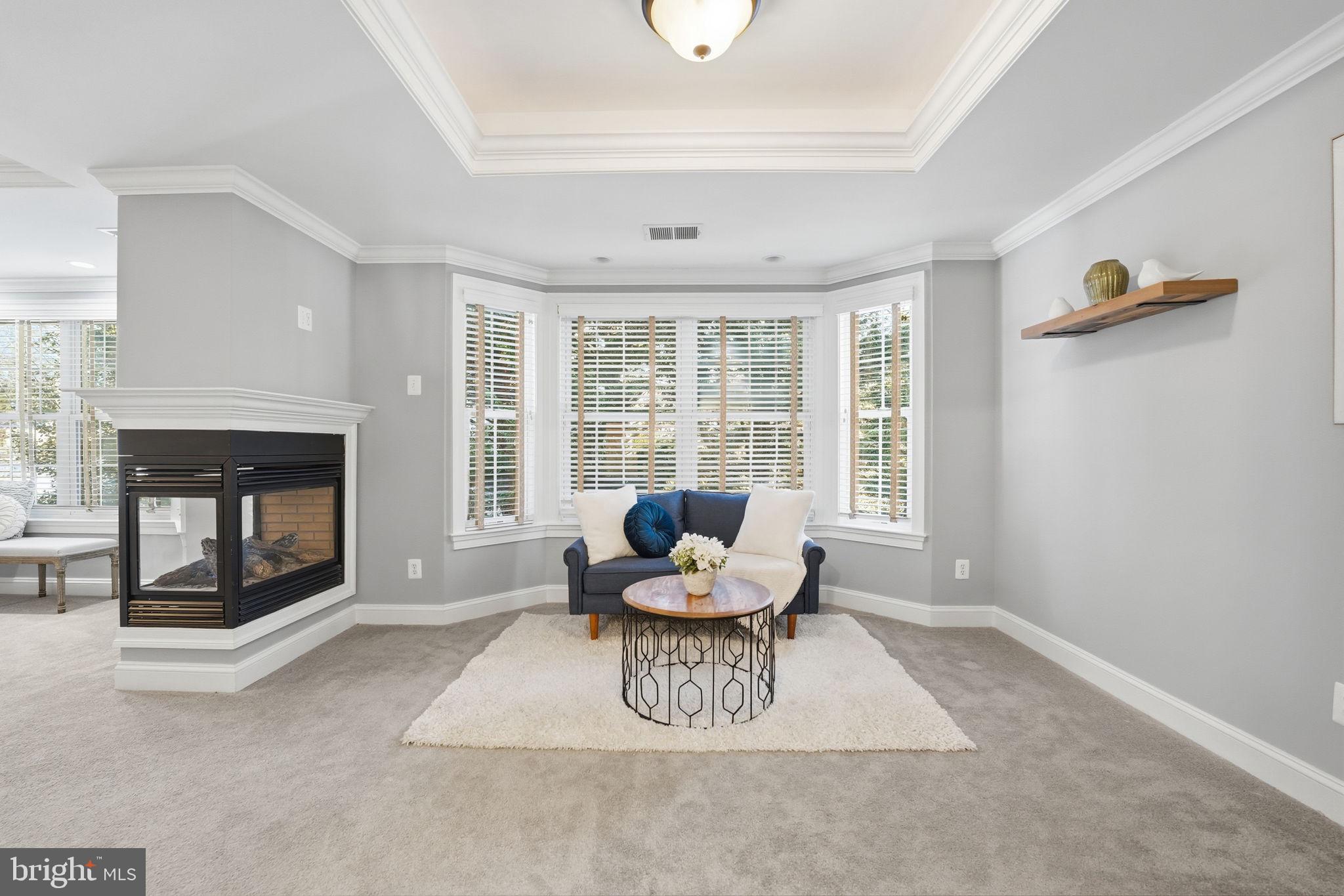 GRAYS OAKTON - Residential