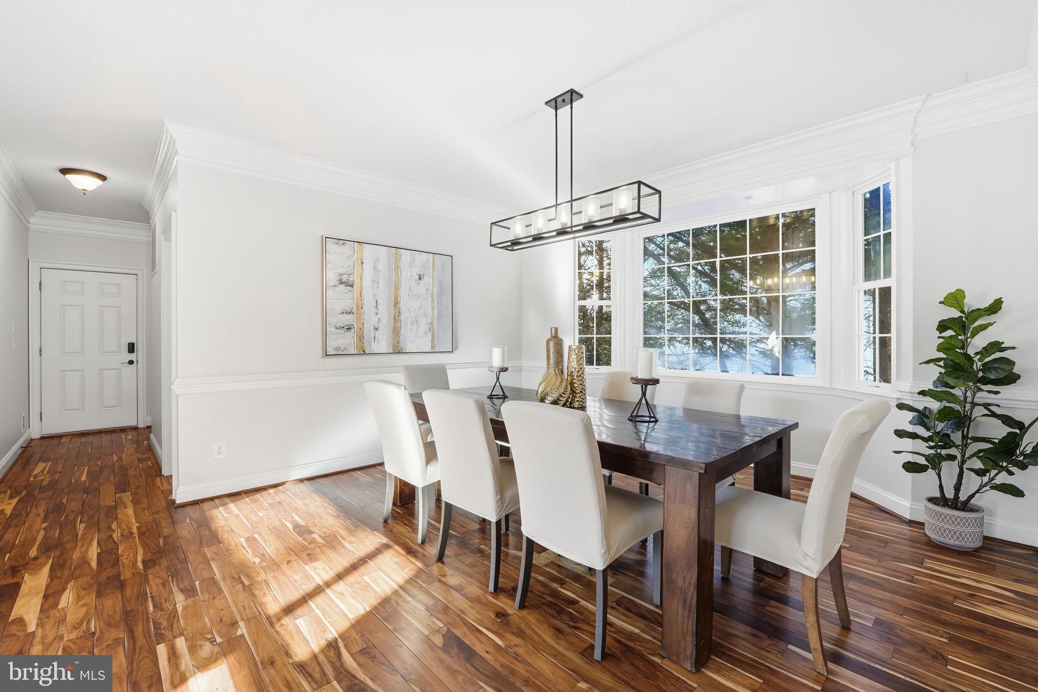 GRAYS OAKTON - Residential