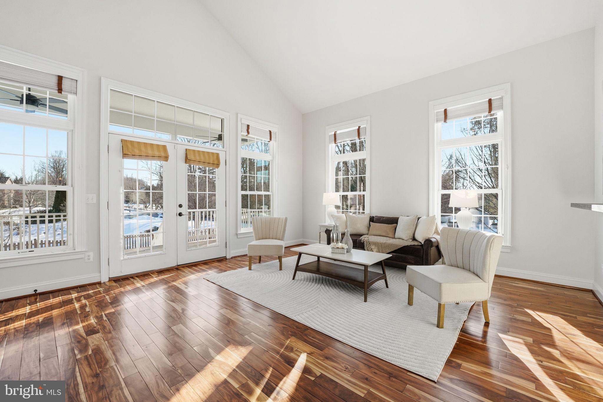 GRAYS OAKTON - Residential