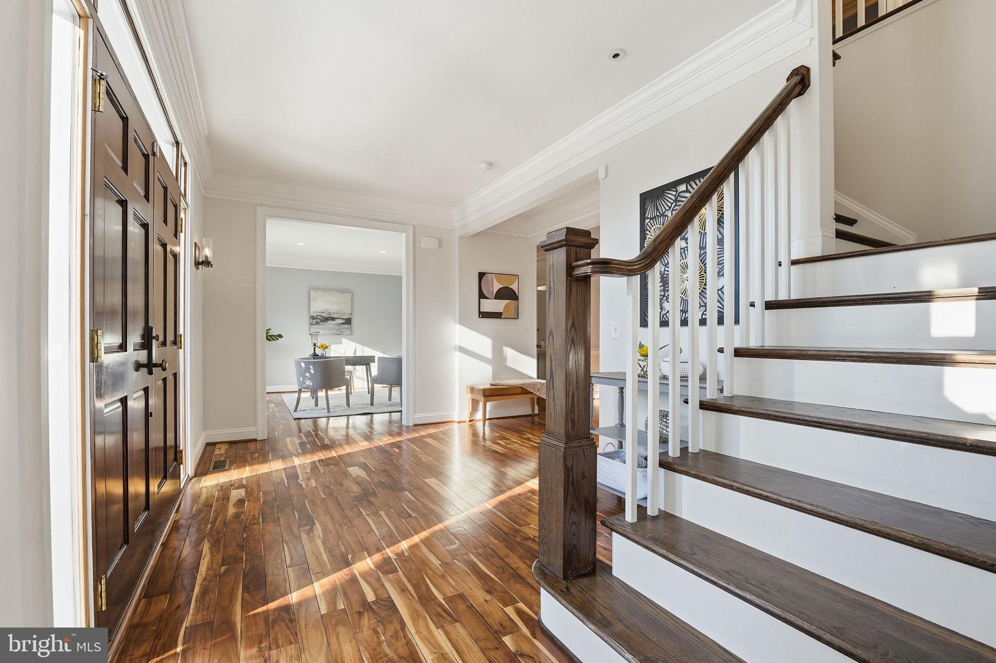 GRAYS OAKTON - Residential