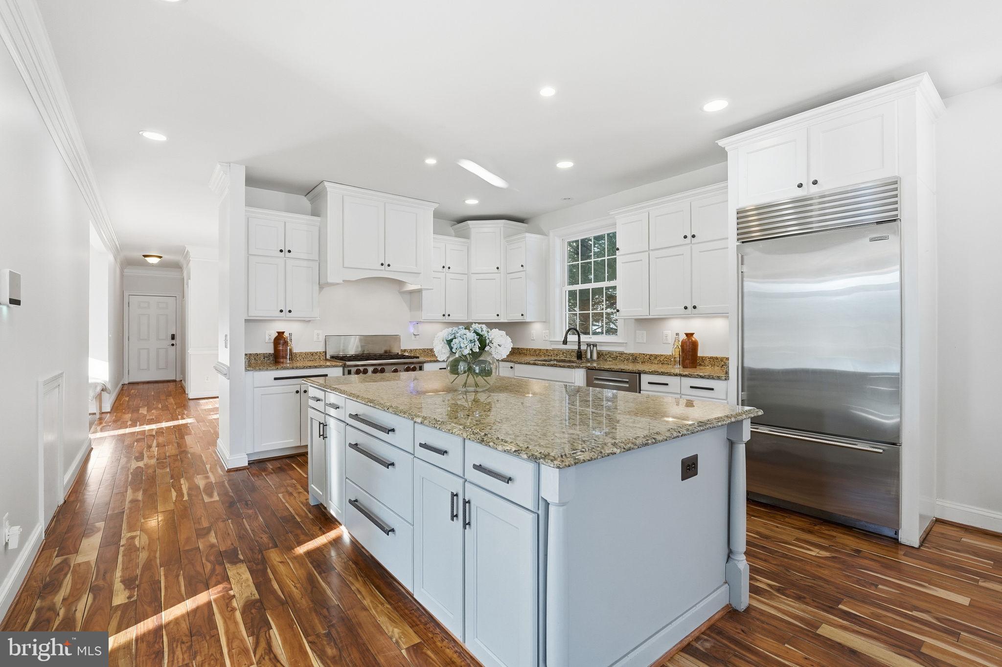 GRAYS OAKTON - Residential