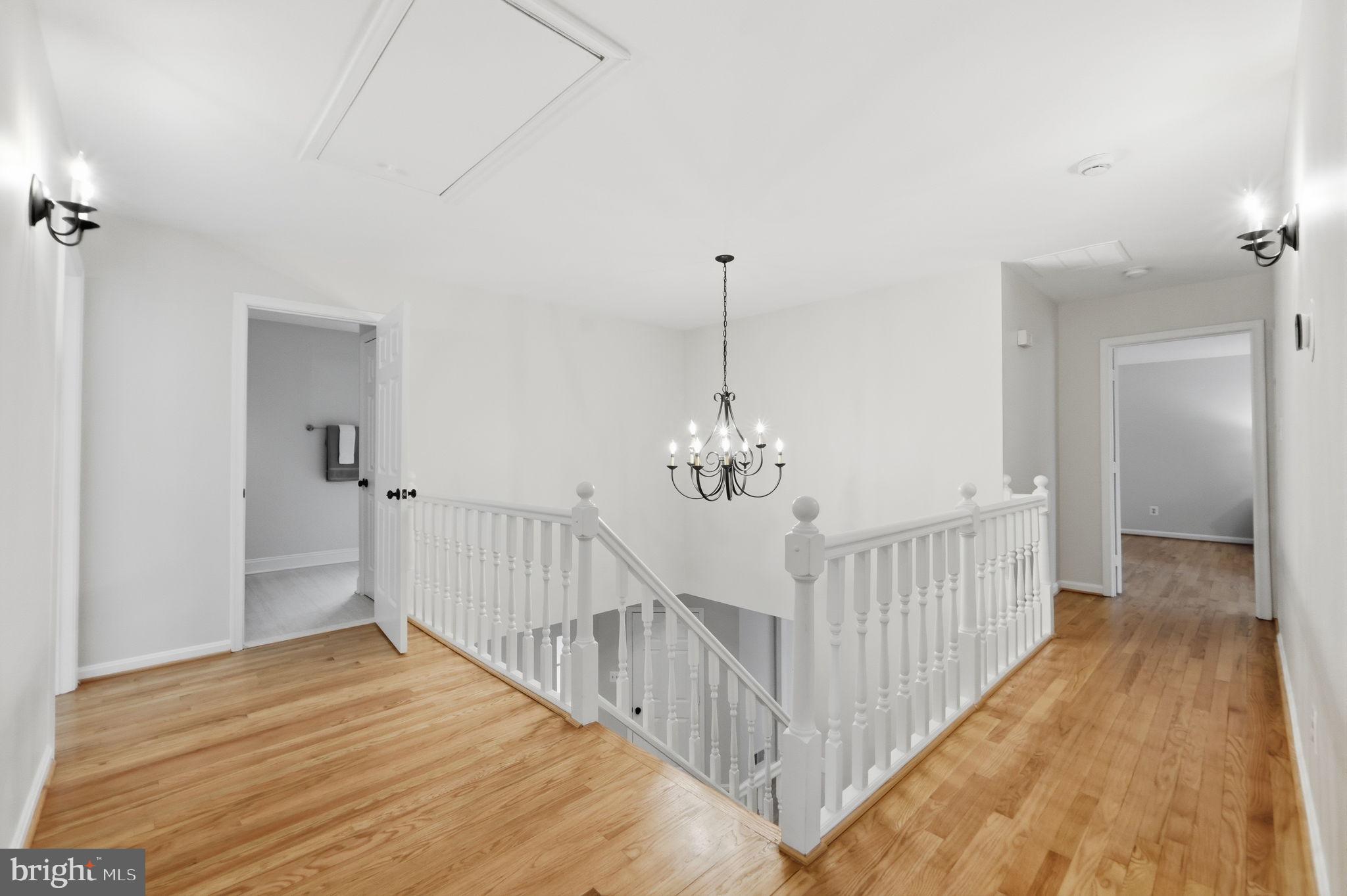 CREST RIDGE - Residential