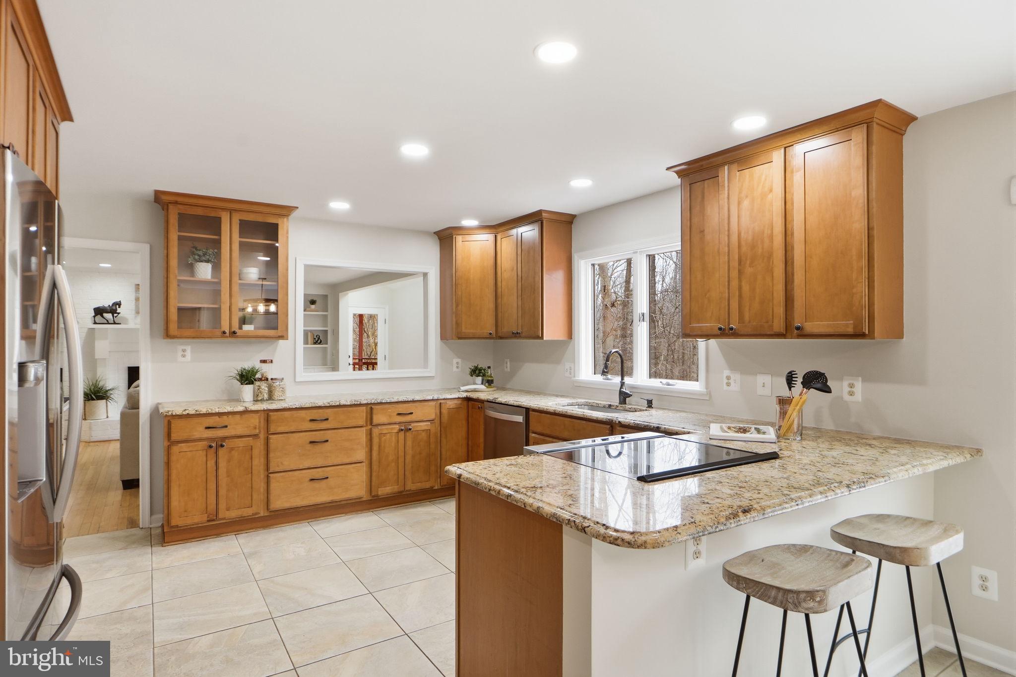 CREST RIDGE - Residential