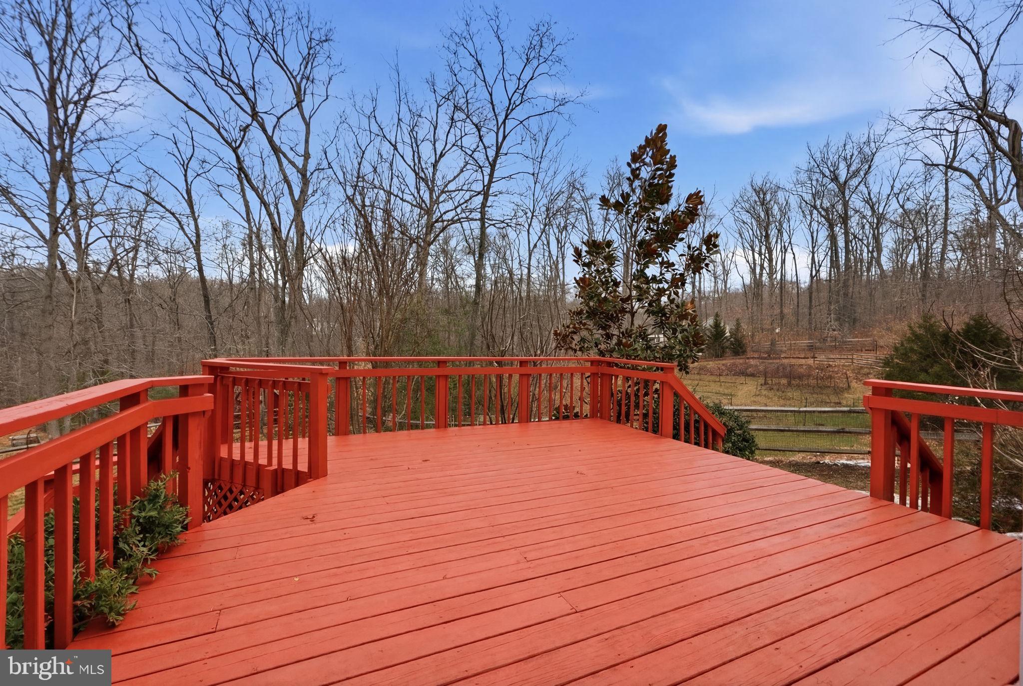 CREST RIDGE - Residential