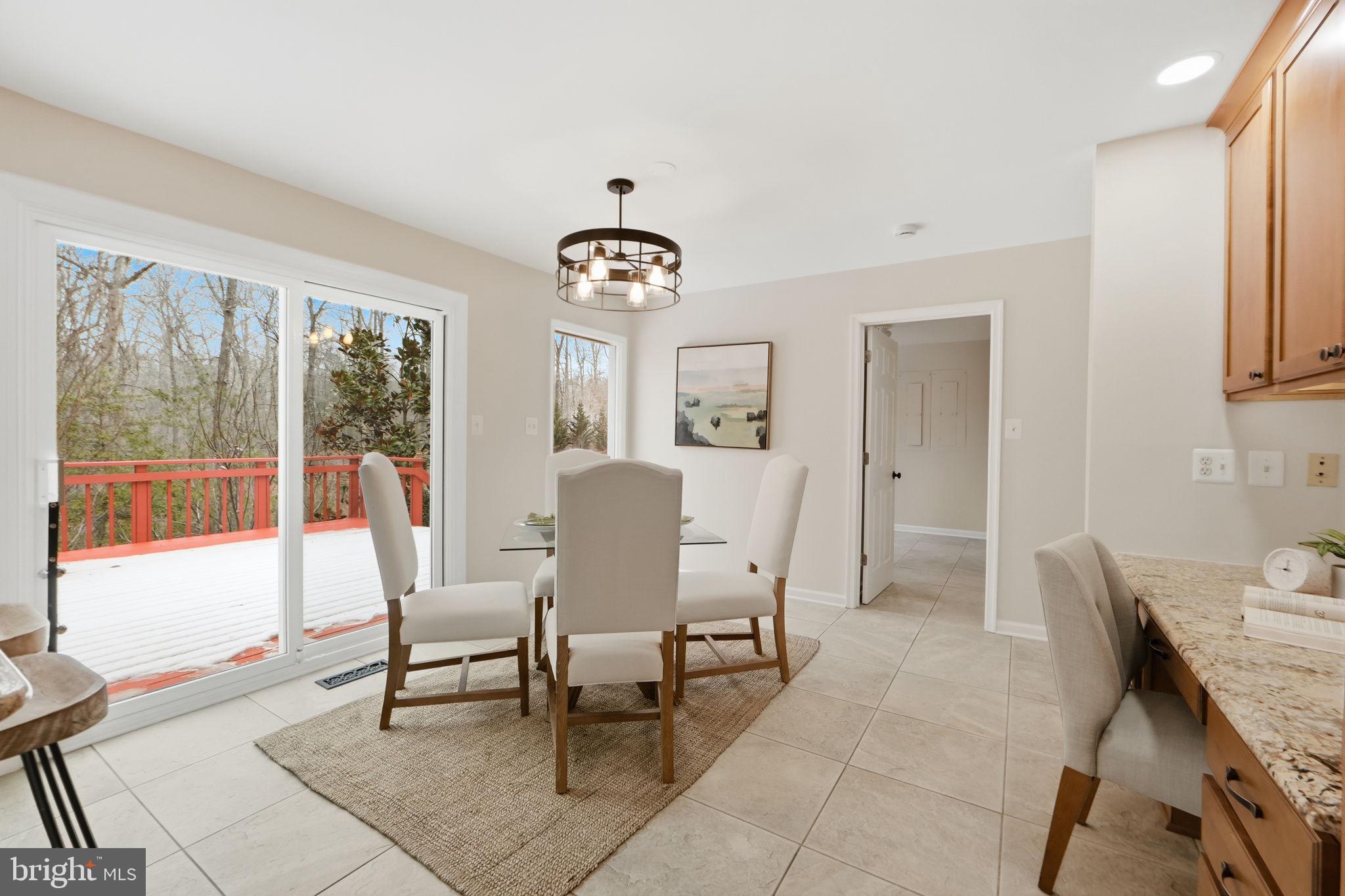 CREST RIDGE - Residential