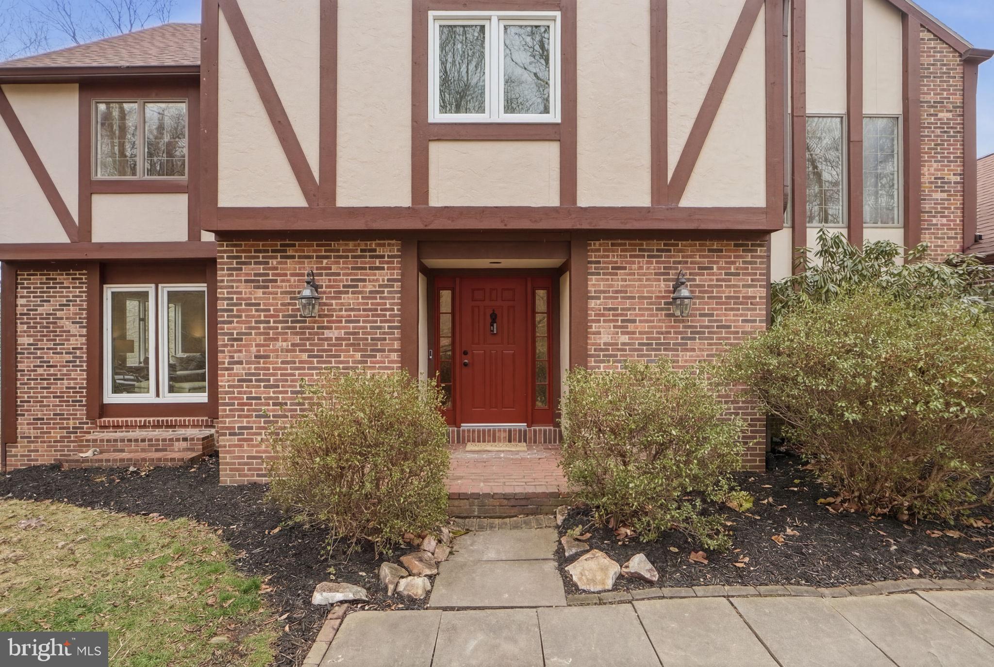 CREST RIDGE - Residential