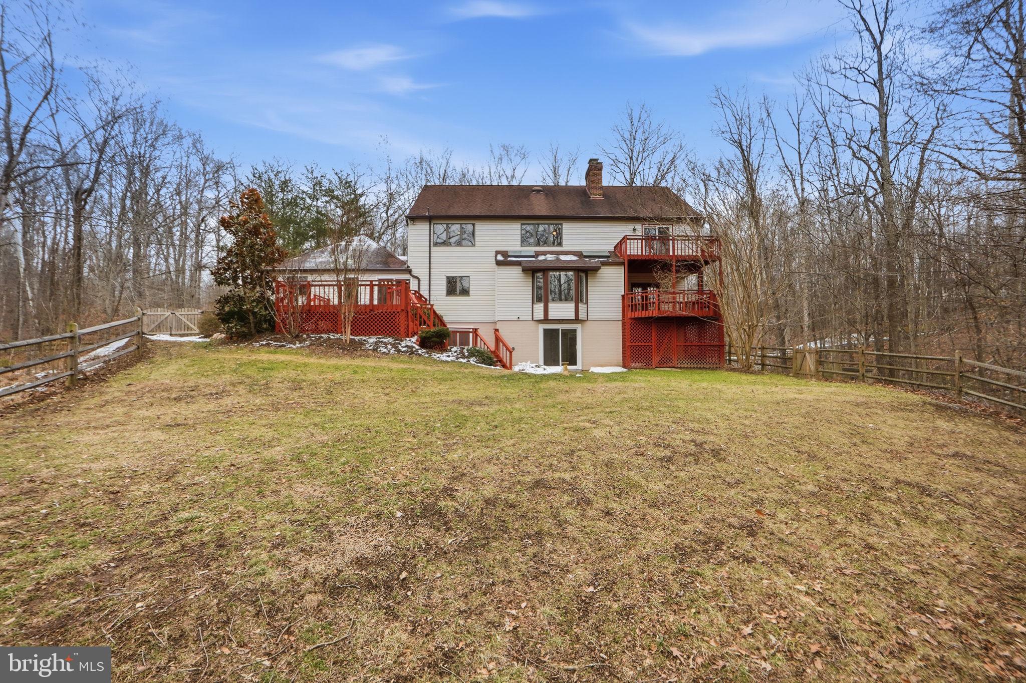 CREST RIDGE - Residential