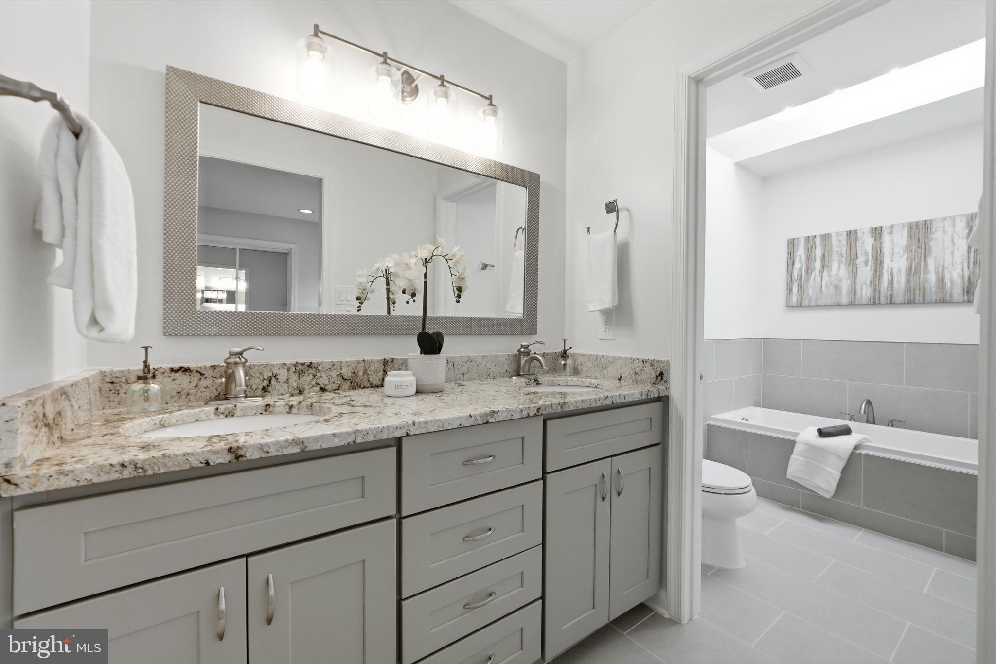 CREST RIDGE - Residential