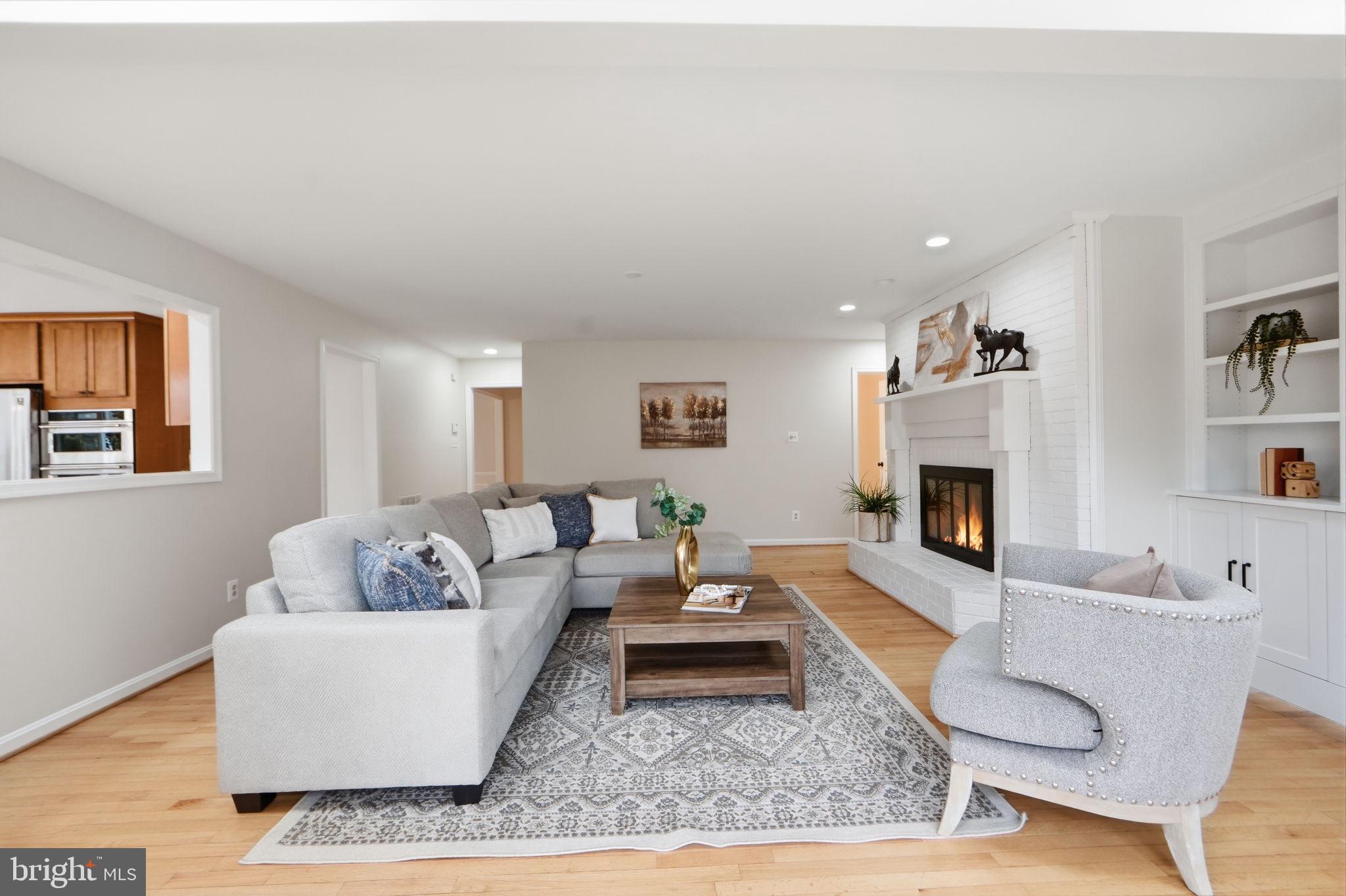 CREST RIDGE - Residential