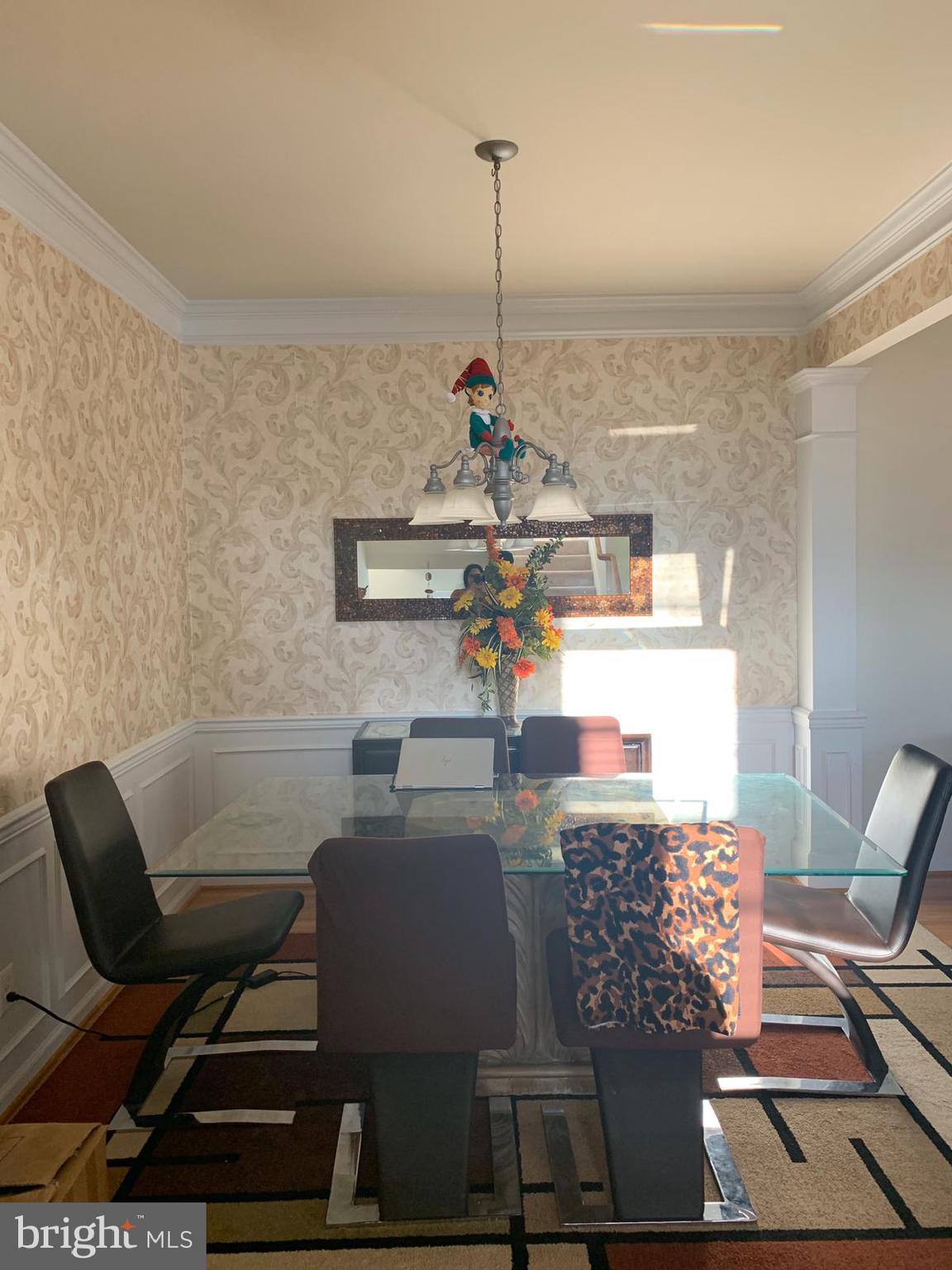 EAST GATE - Residential Lease