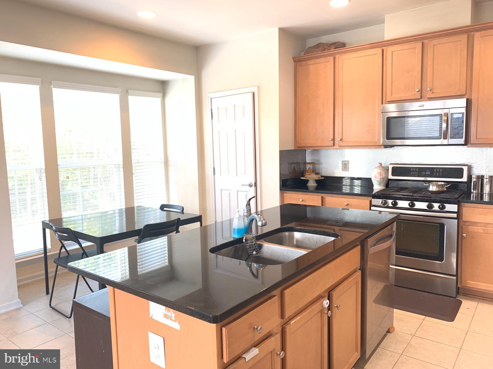 EAST GATE - Residential Lease