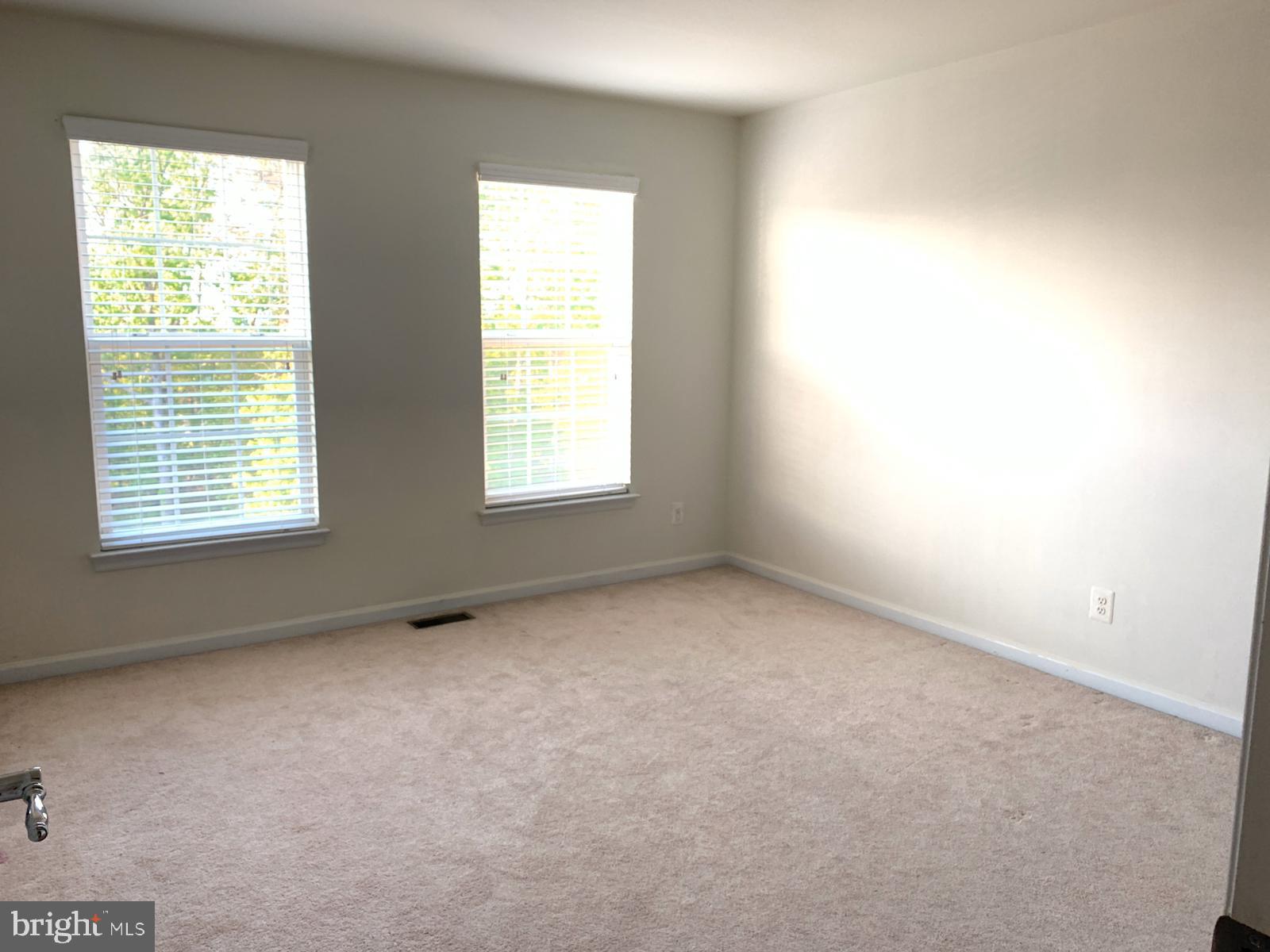 EAST GATE - Residential Lease