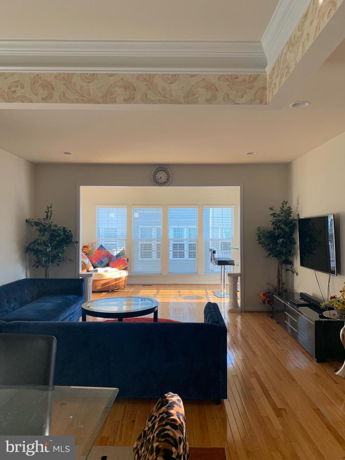 EAST GATE - Residential Lease