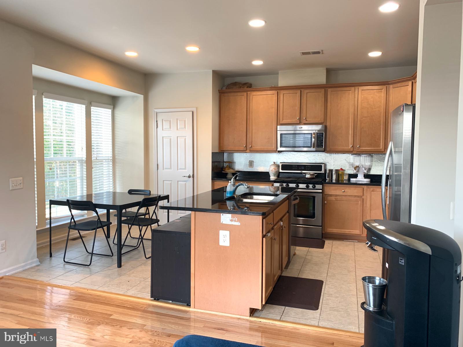 EAST GATE - Residential Lease