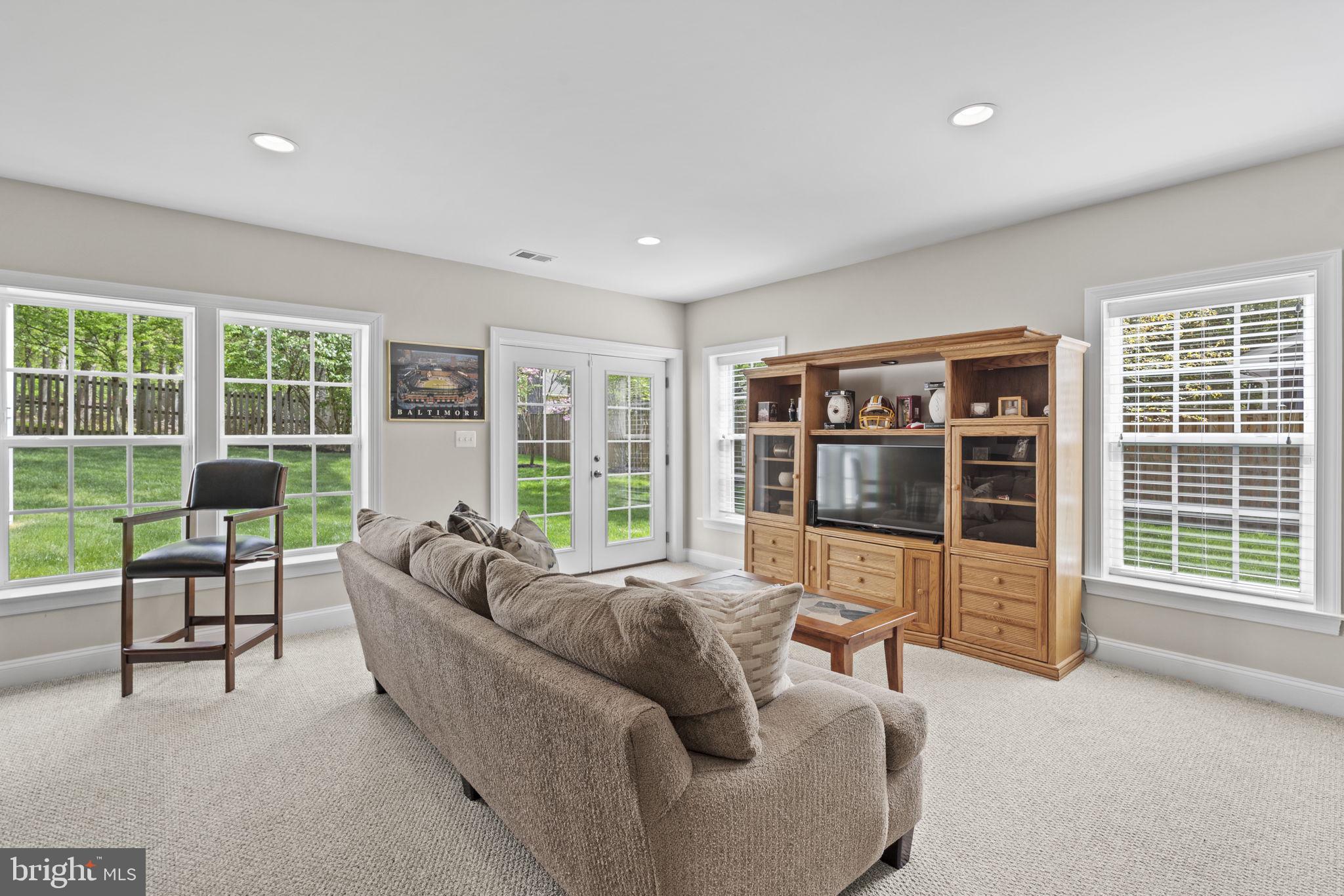 OAKDALE PARK - Residential