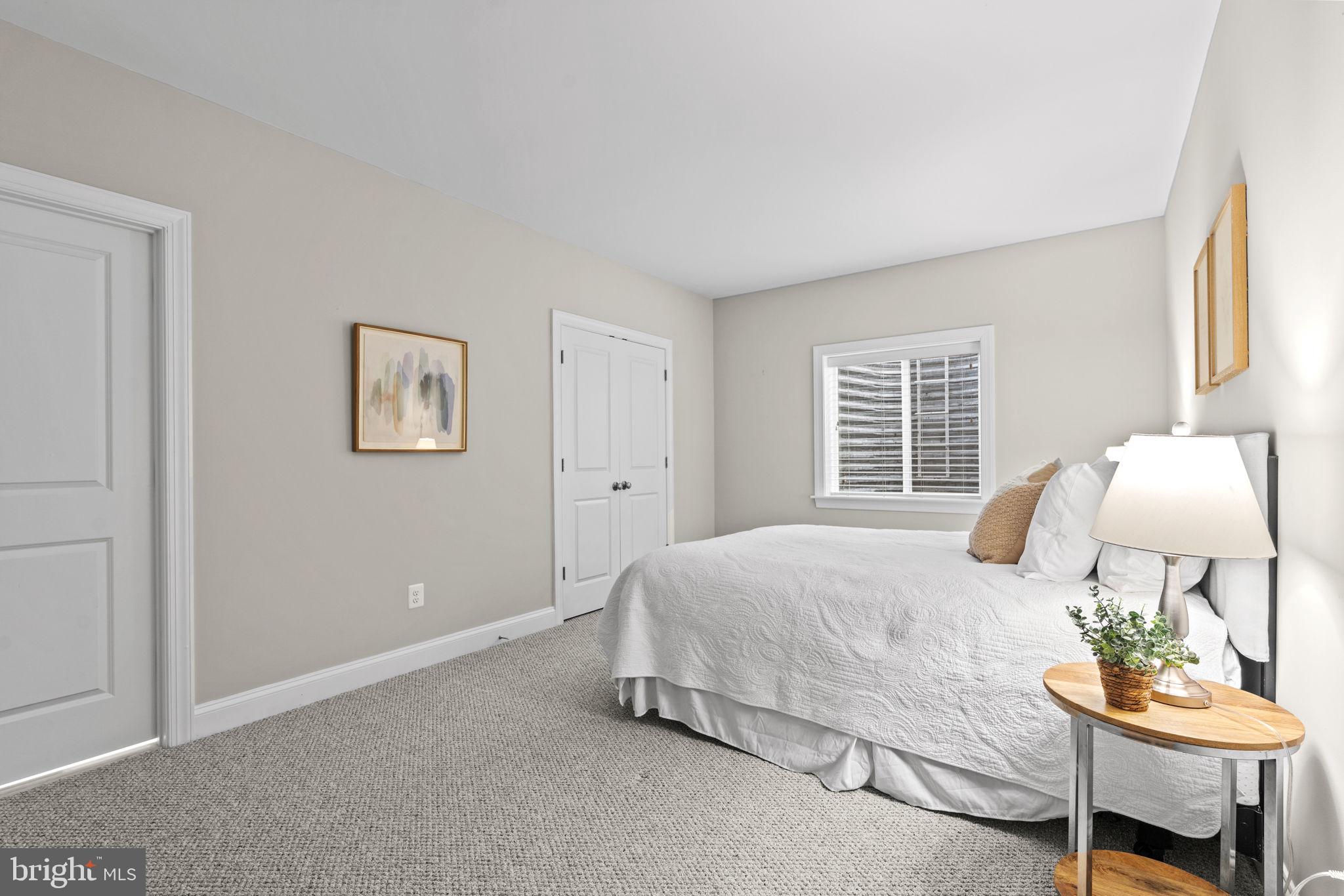 OAKDALE PARK - Residential