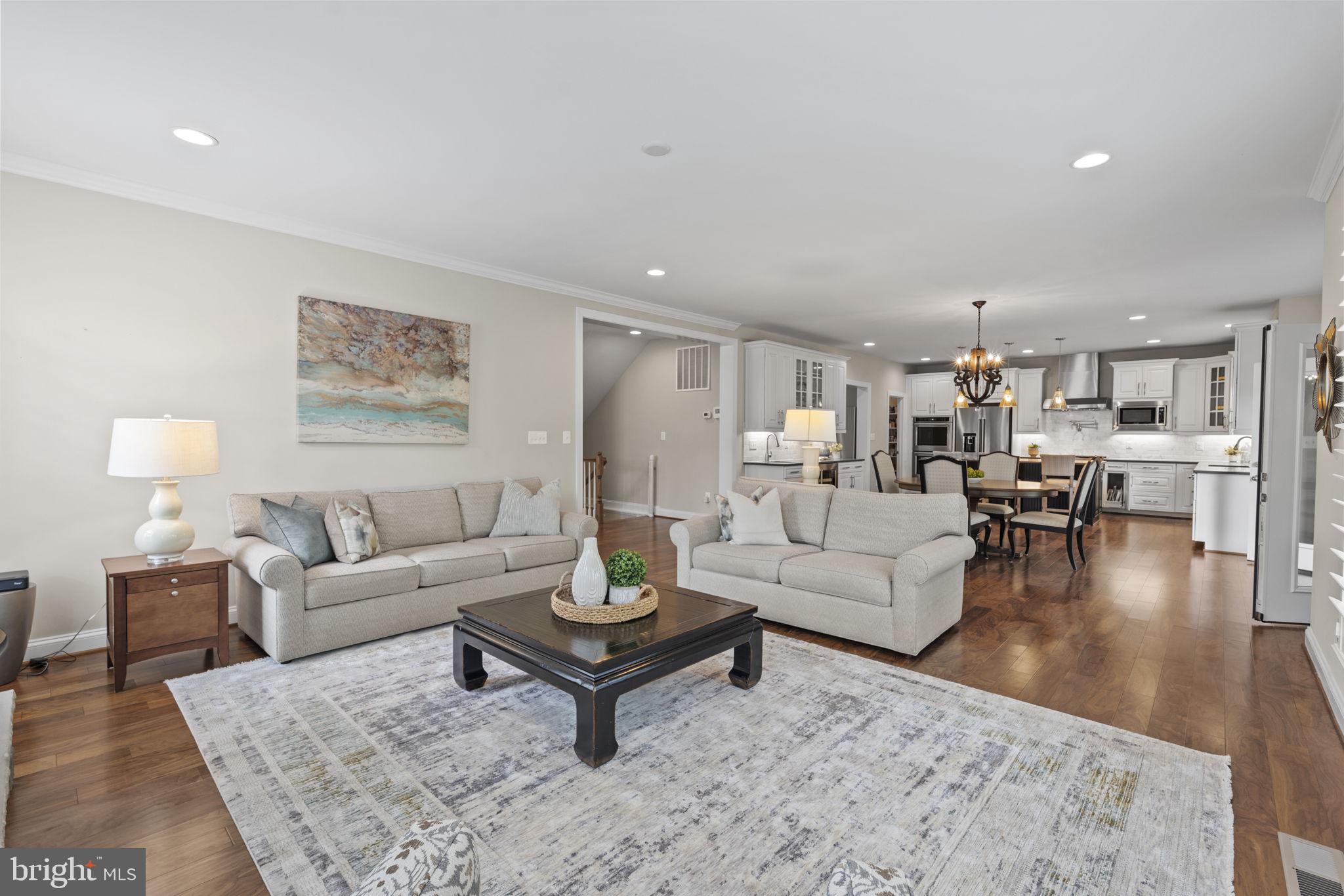 OAKDALE PARK - Residential