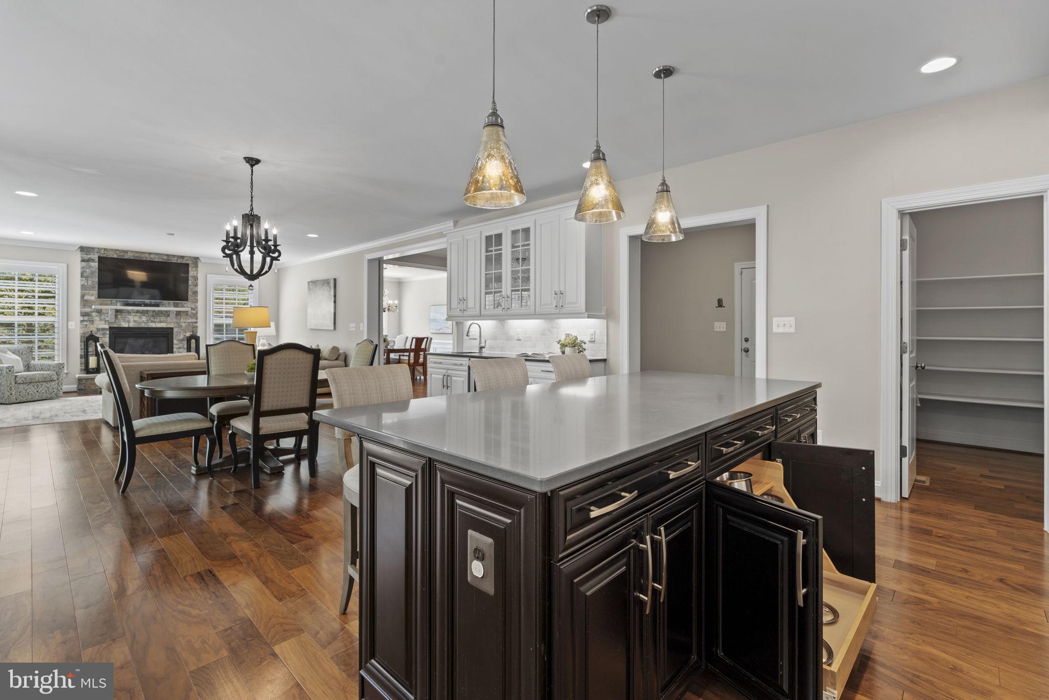 OAKDALE PARK - Residential