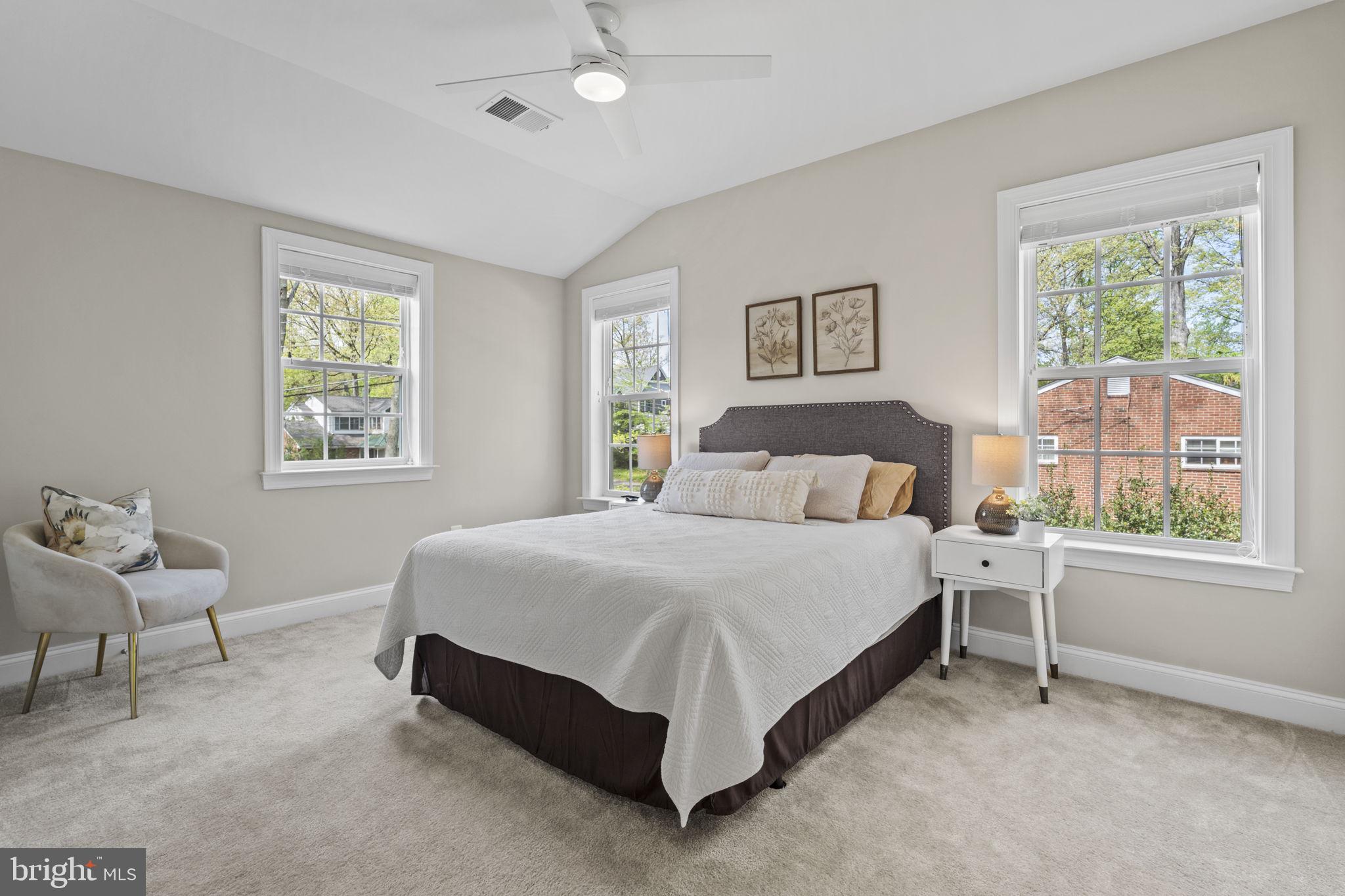 OAKDALE PARK - Residential