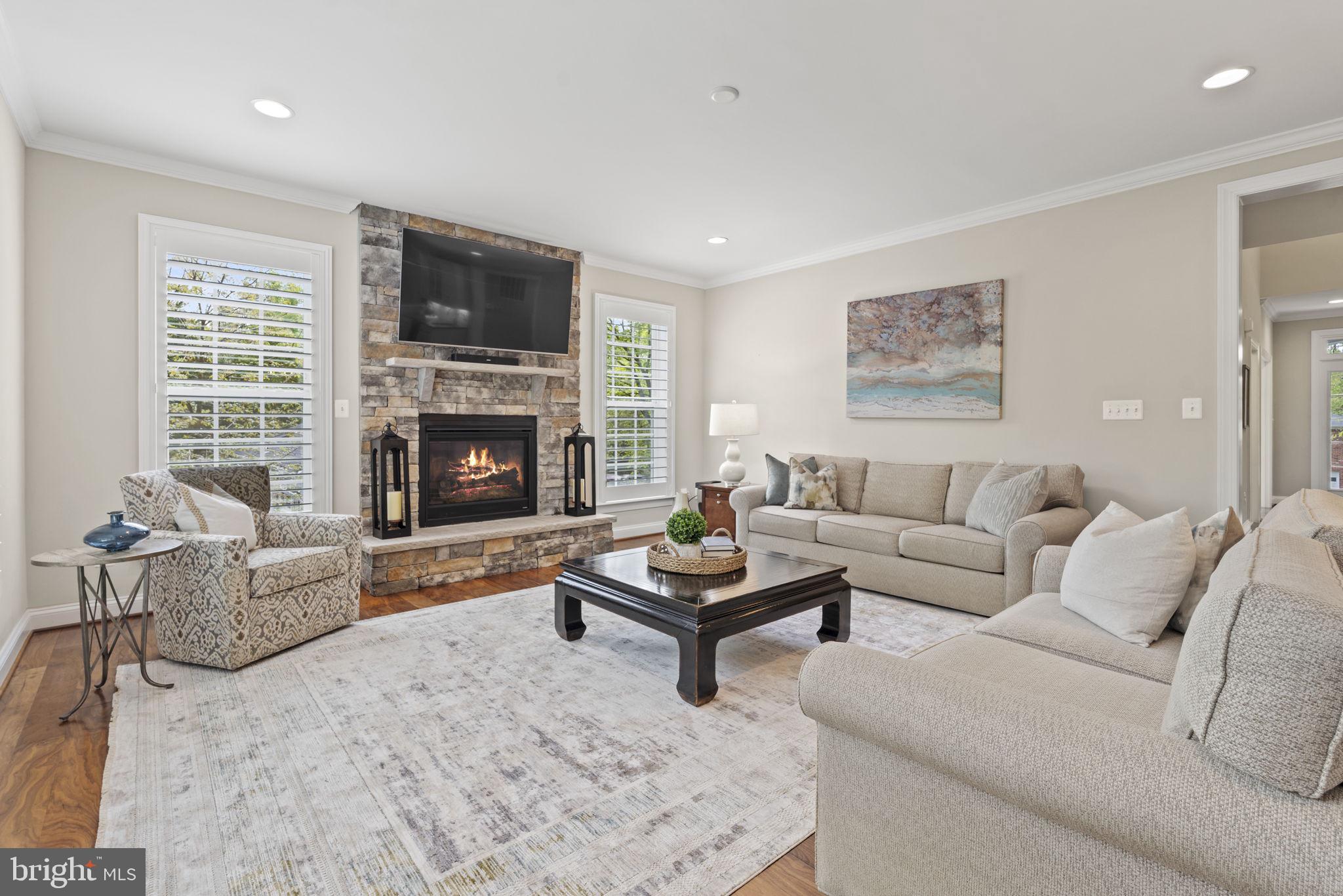 OAKDALE PARK - Residential