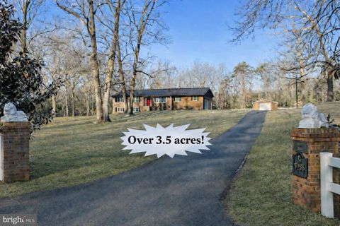 5253 BRISCOE FARM ROAD WALDORF MD 20601