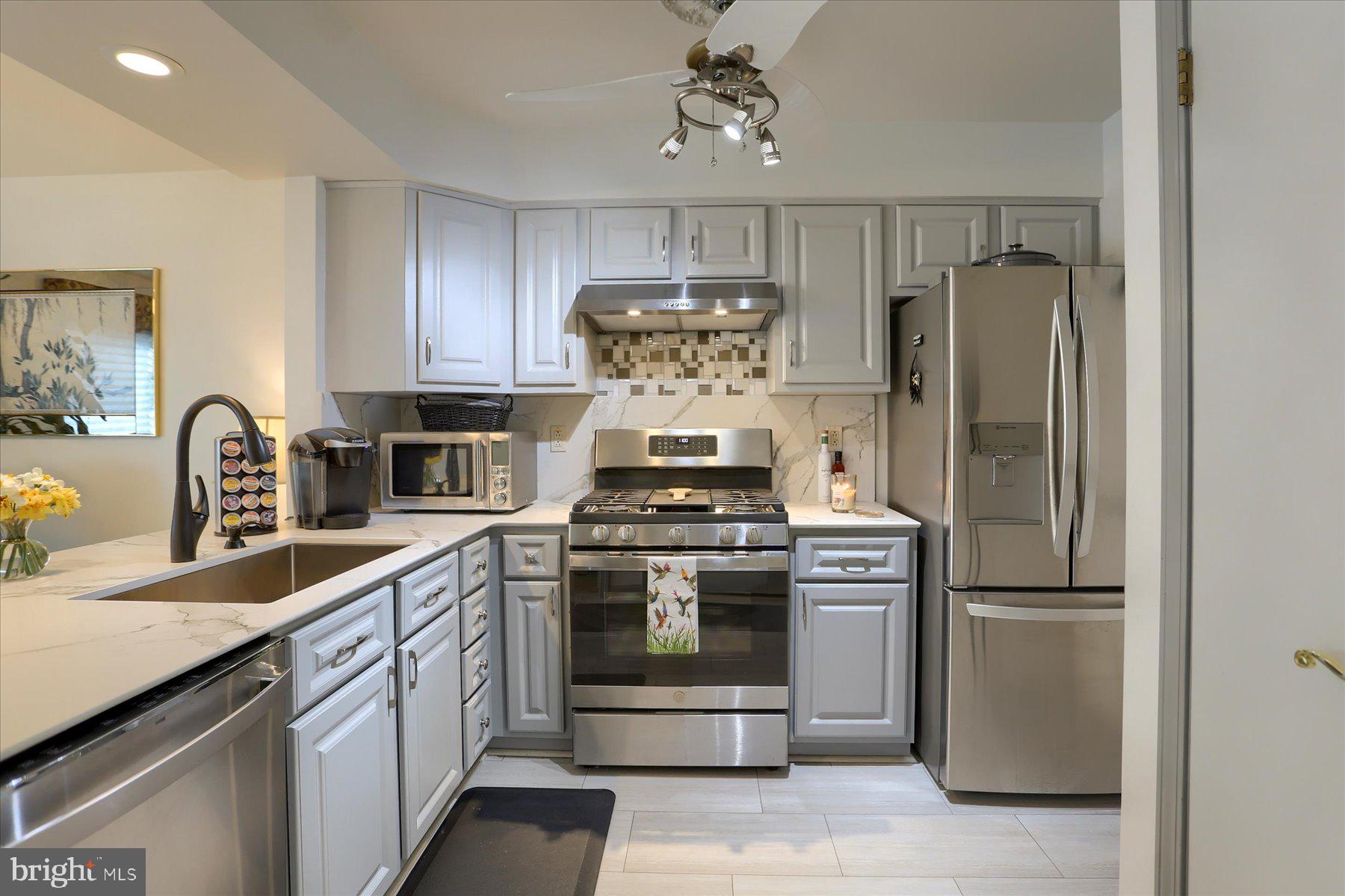 EAST PENNSBORO - Residential