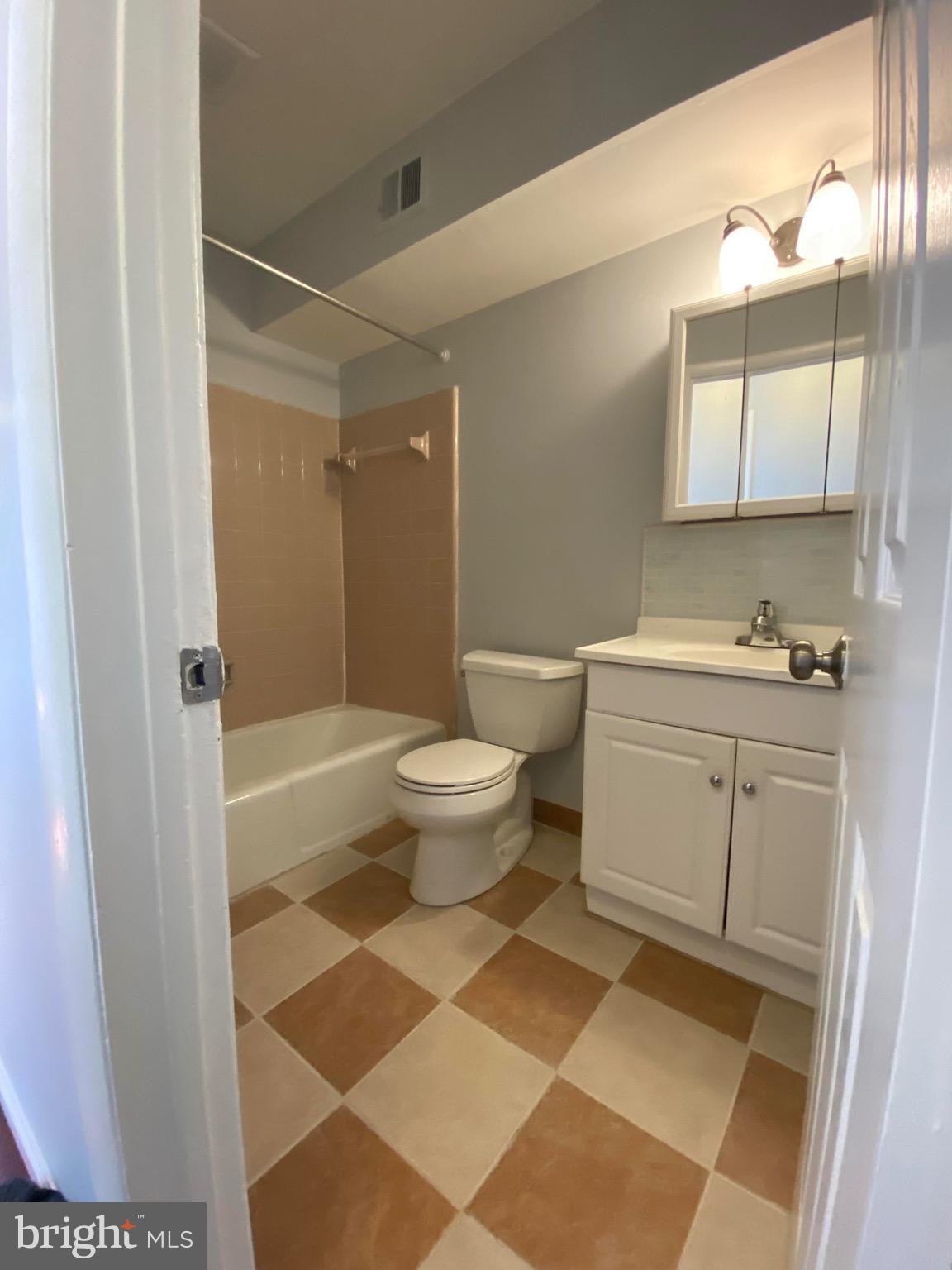 SEQUOYAH - Residential Lease