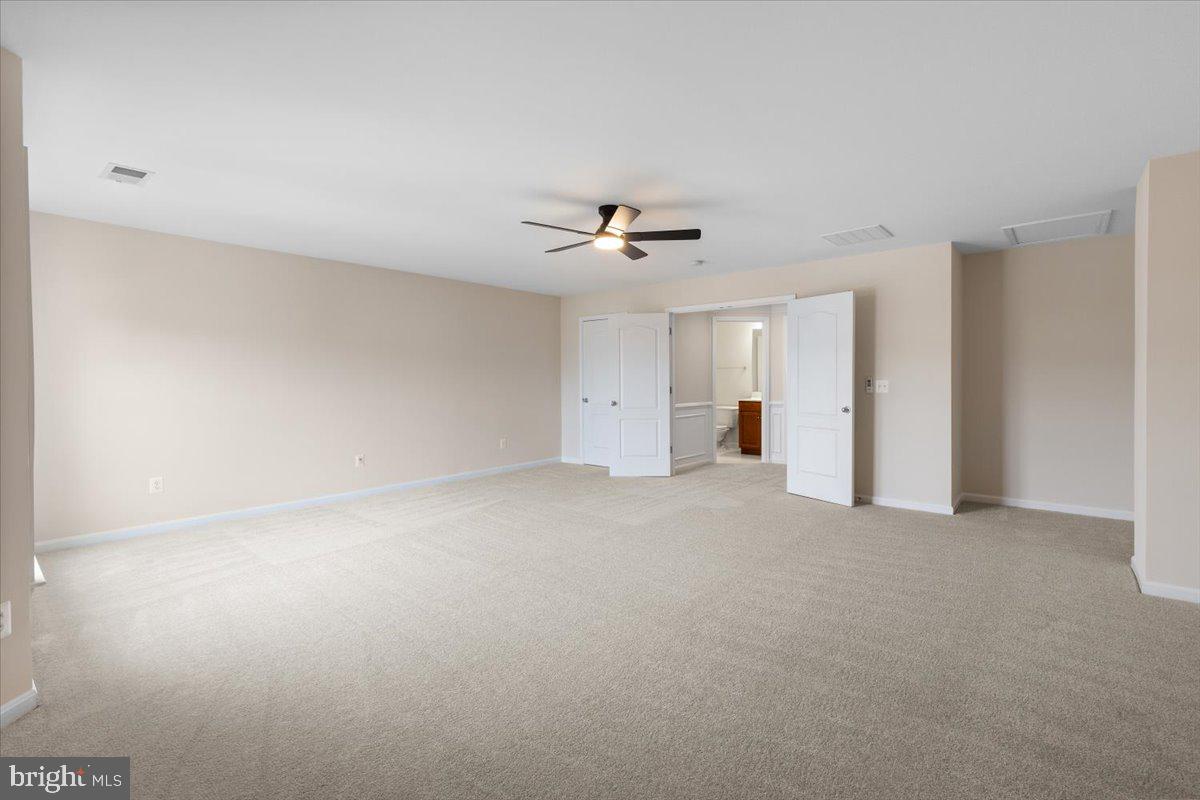 LANSDOWNE TOWN CENTER - Residential
