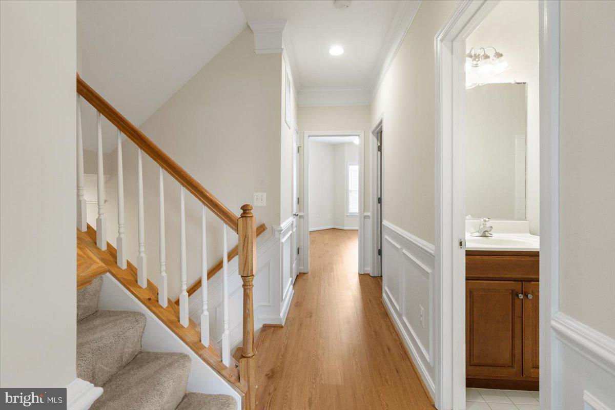 LANSDOWNE TOWN CENTER - Residential