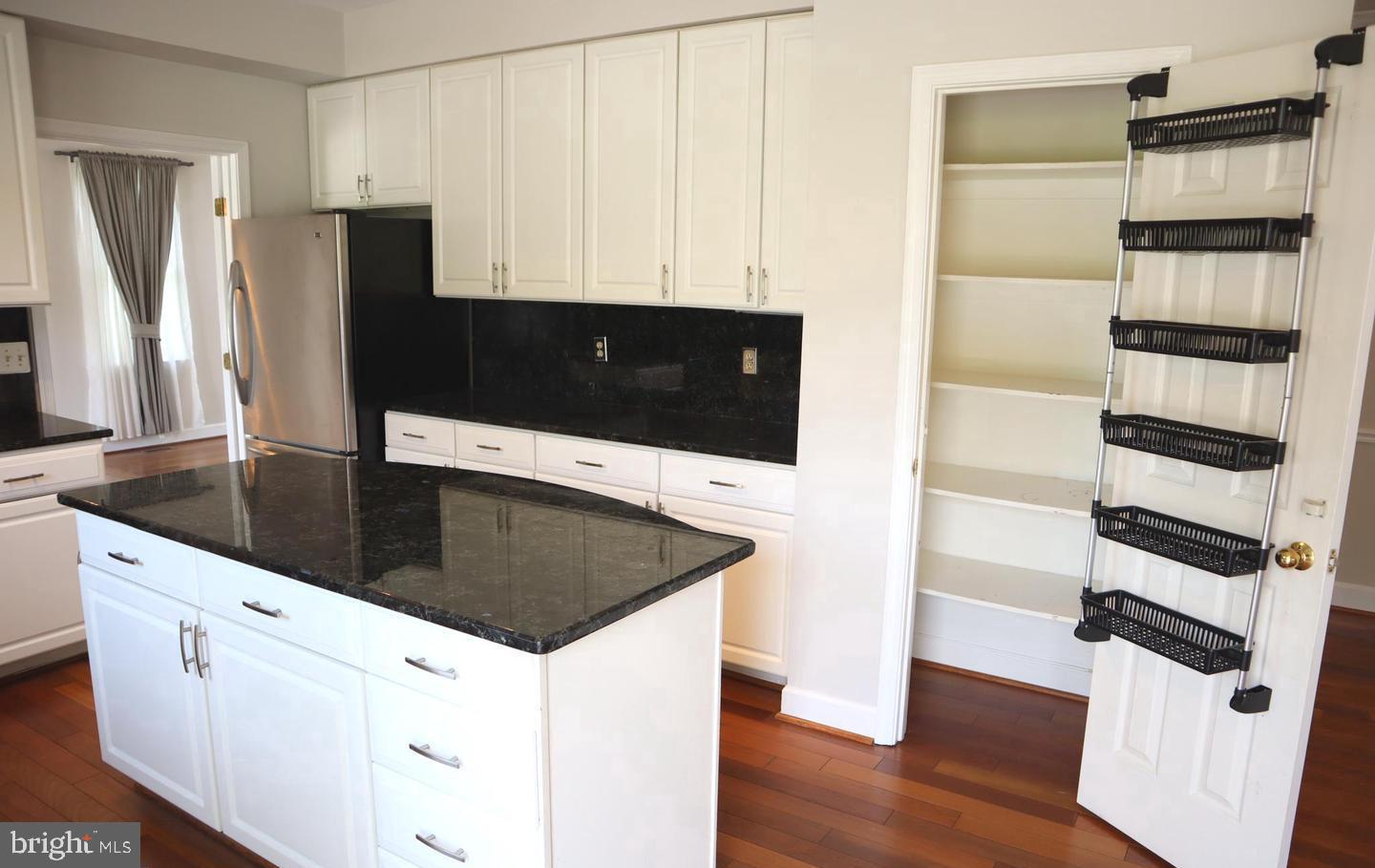 17105 THATCHER COURT