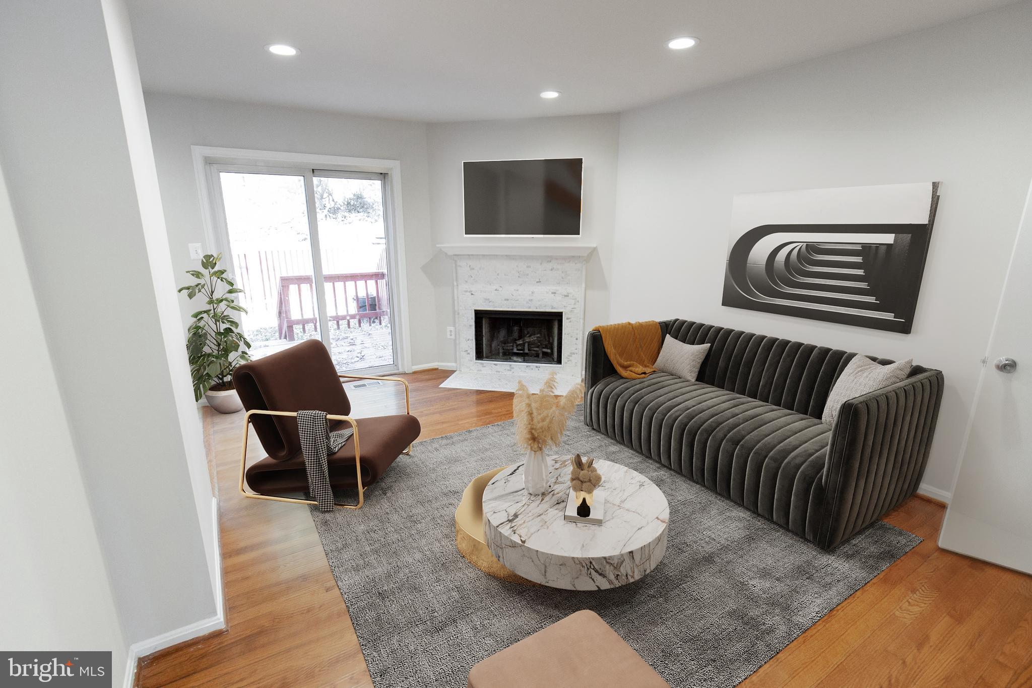 CIRCLE WOODS - Residential Lease