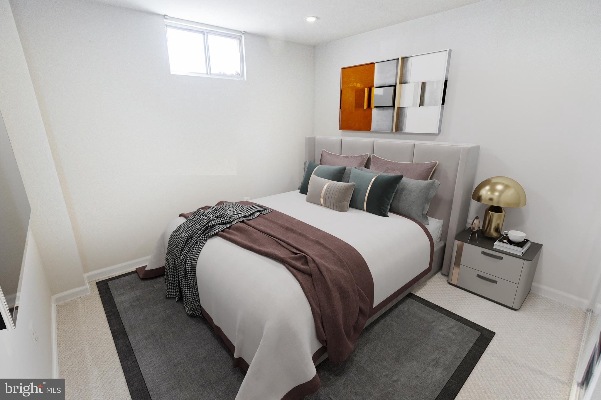 CIRCLE WOODS - Residential Lease