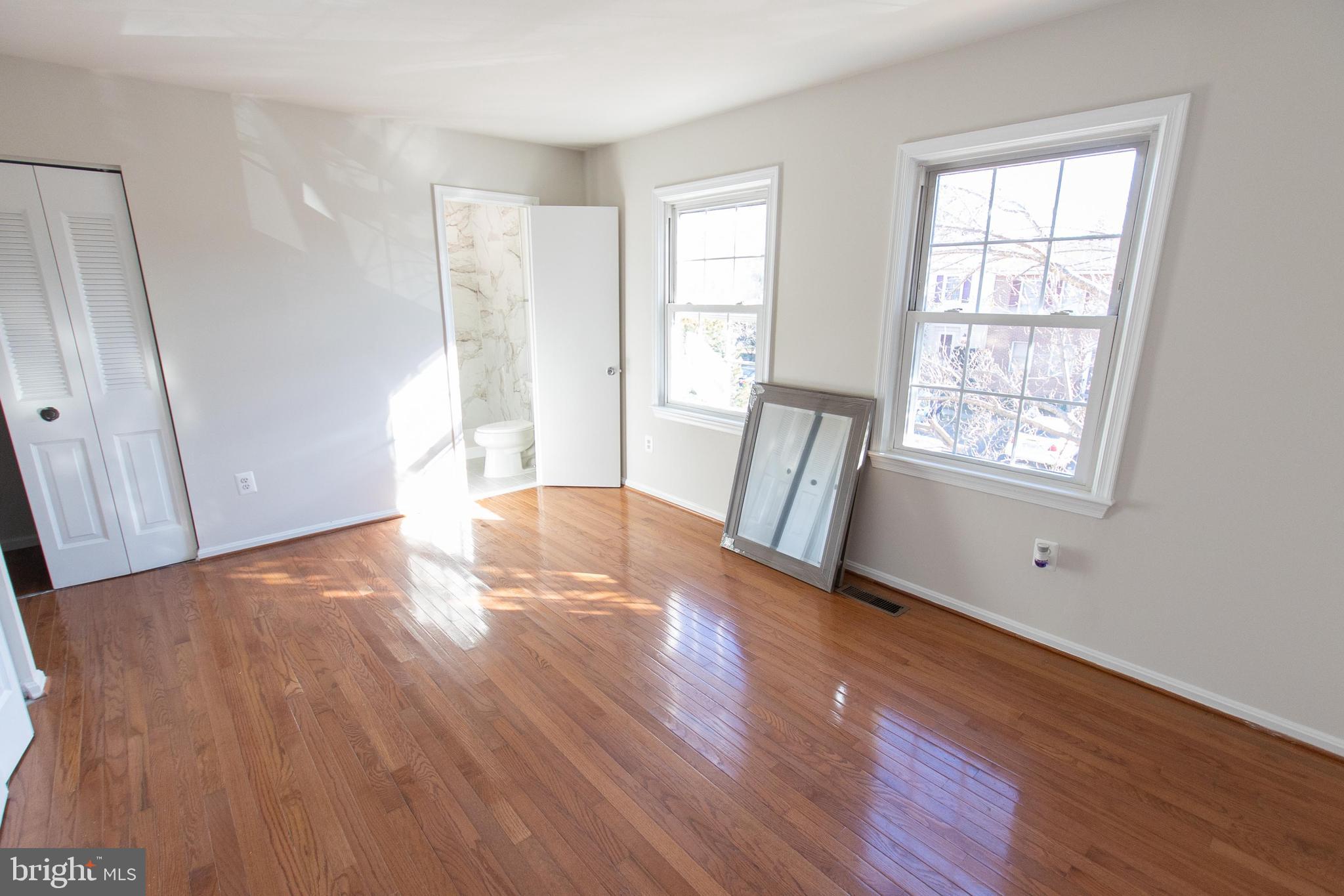 CIRCLE WOODS - Residential Lease