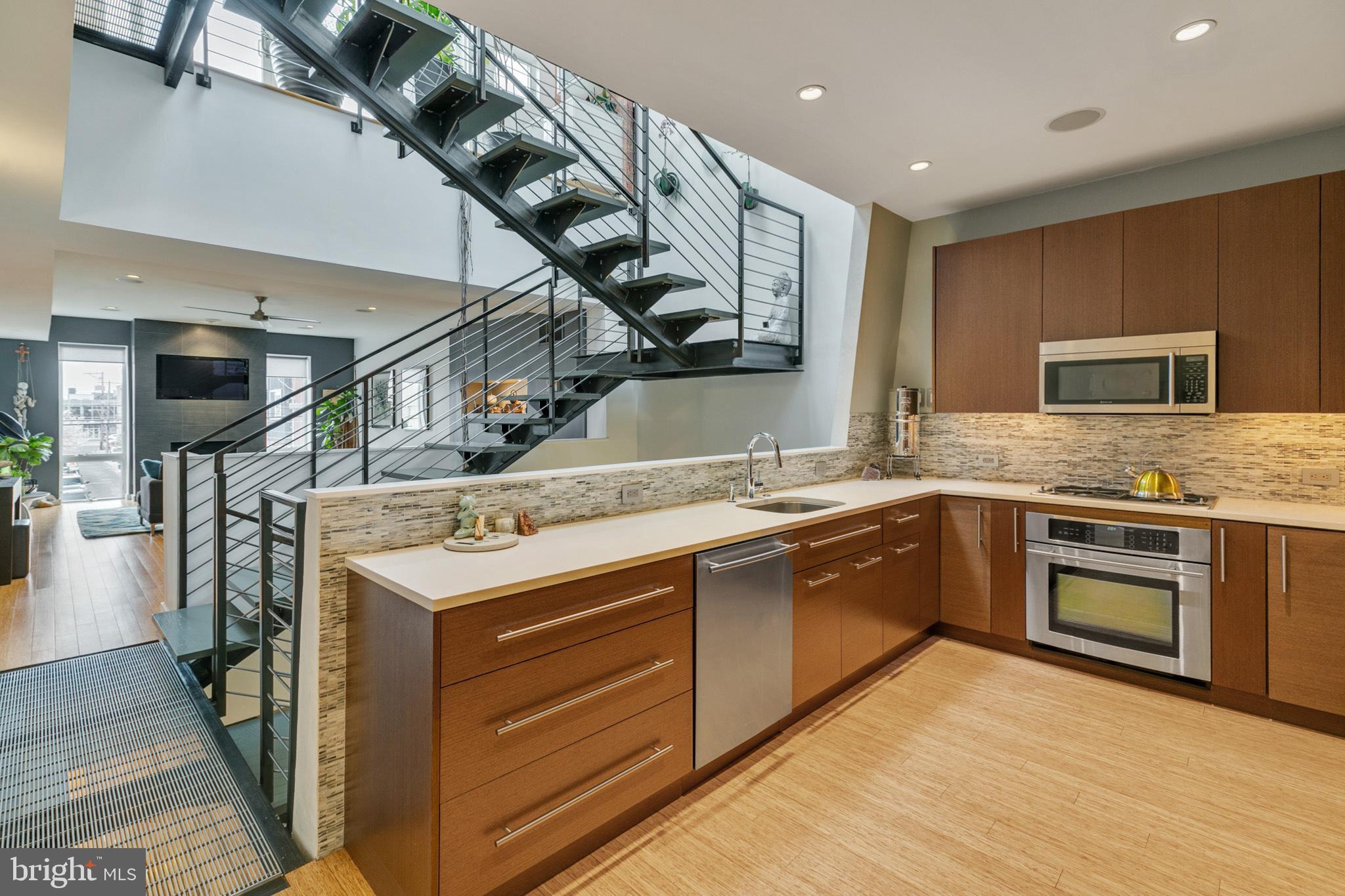 GRADUATE HOSPITAL - Residential