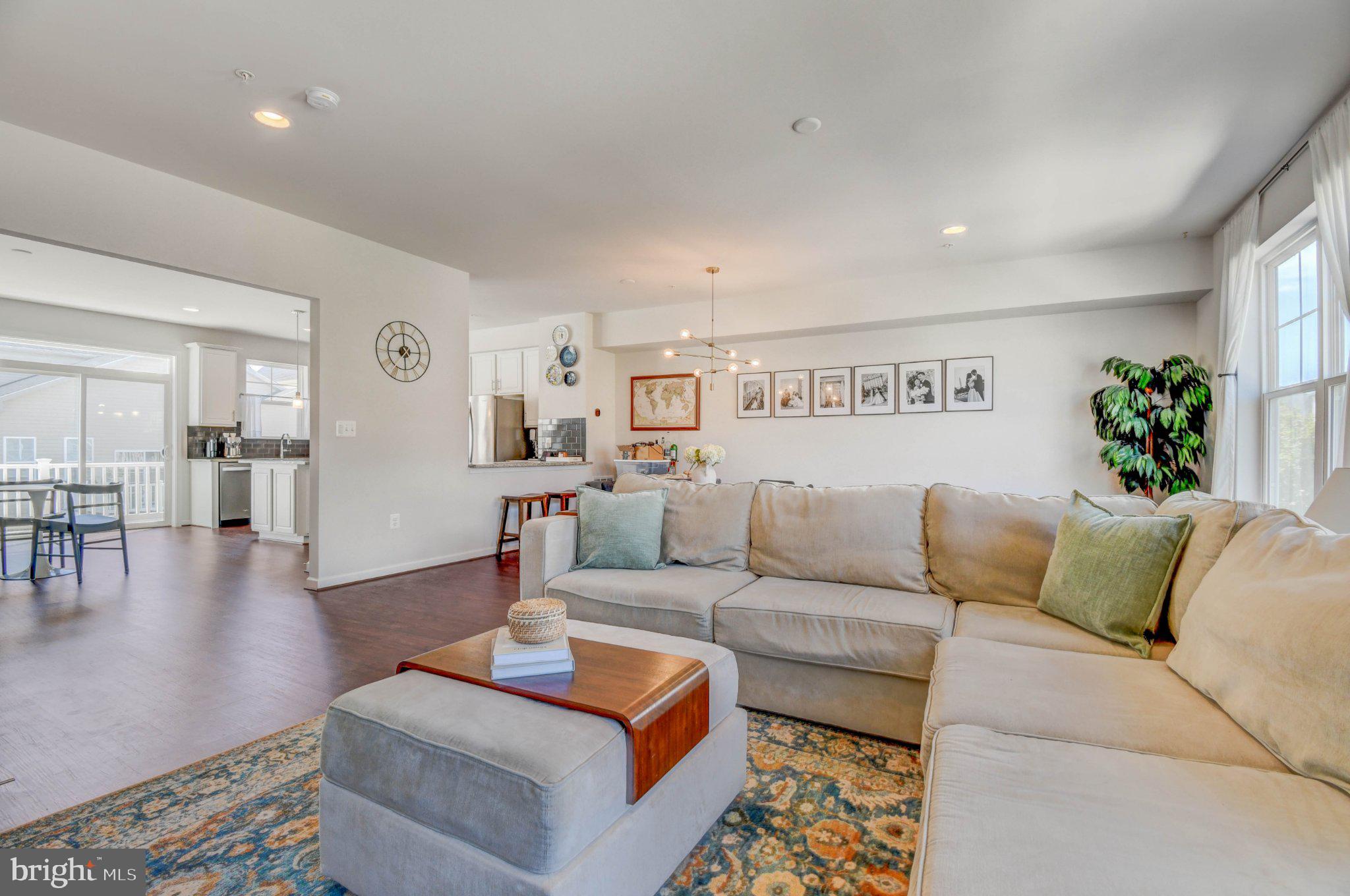 3402 LANDING WAY