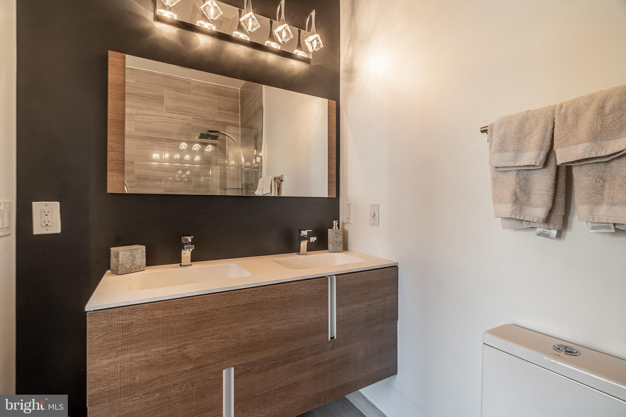 OLD CITY - Residential