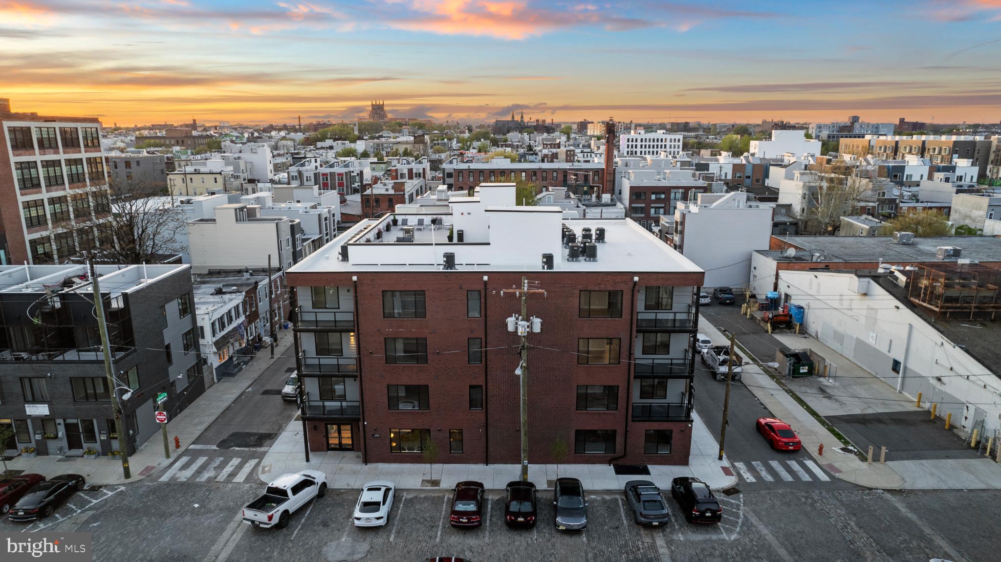 FISHTOWN - Residential Lease